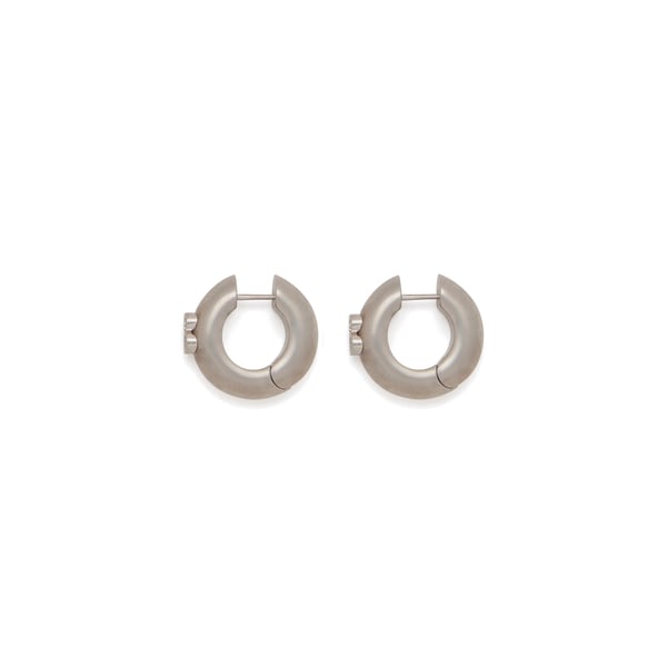 Boucles d'oreille B. en laiton