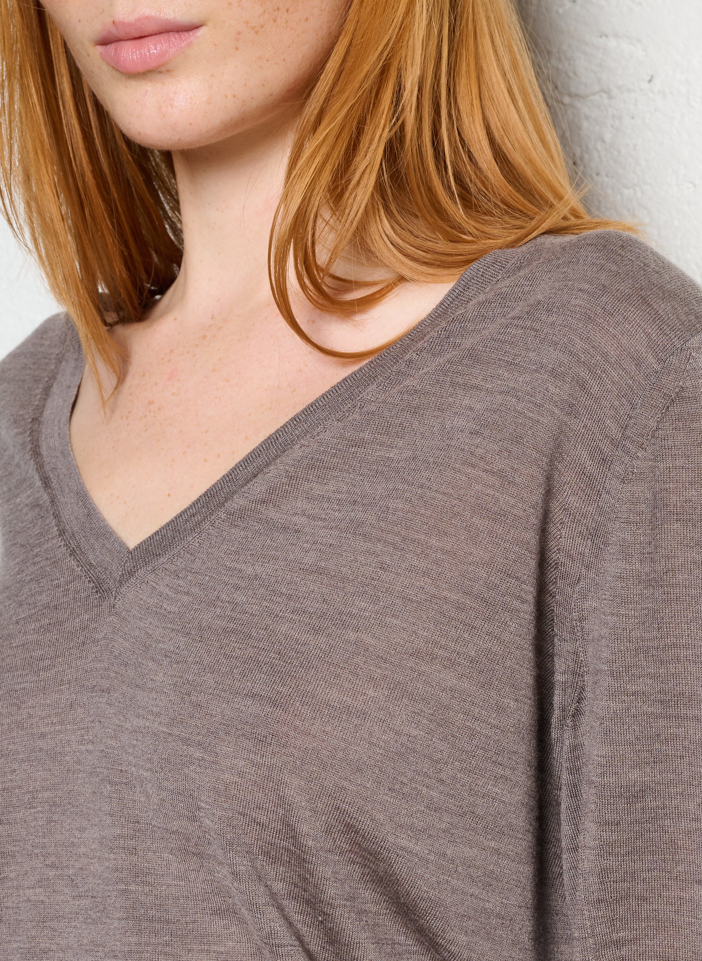 Pull col v en laine derek SOEUR Marron