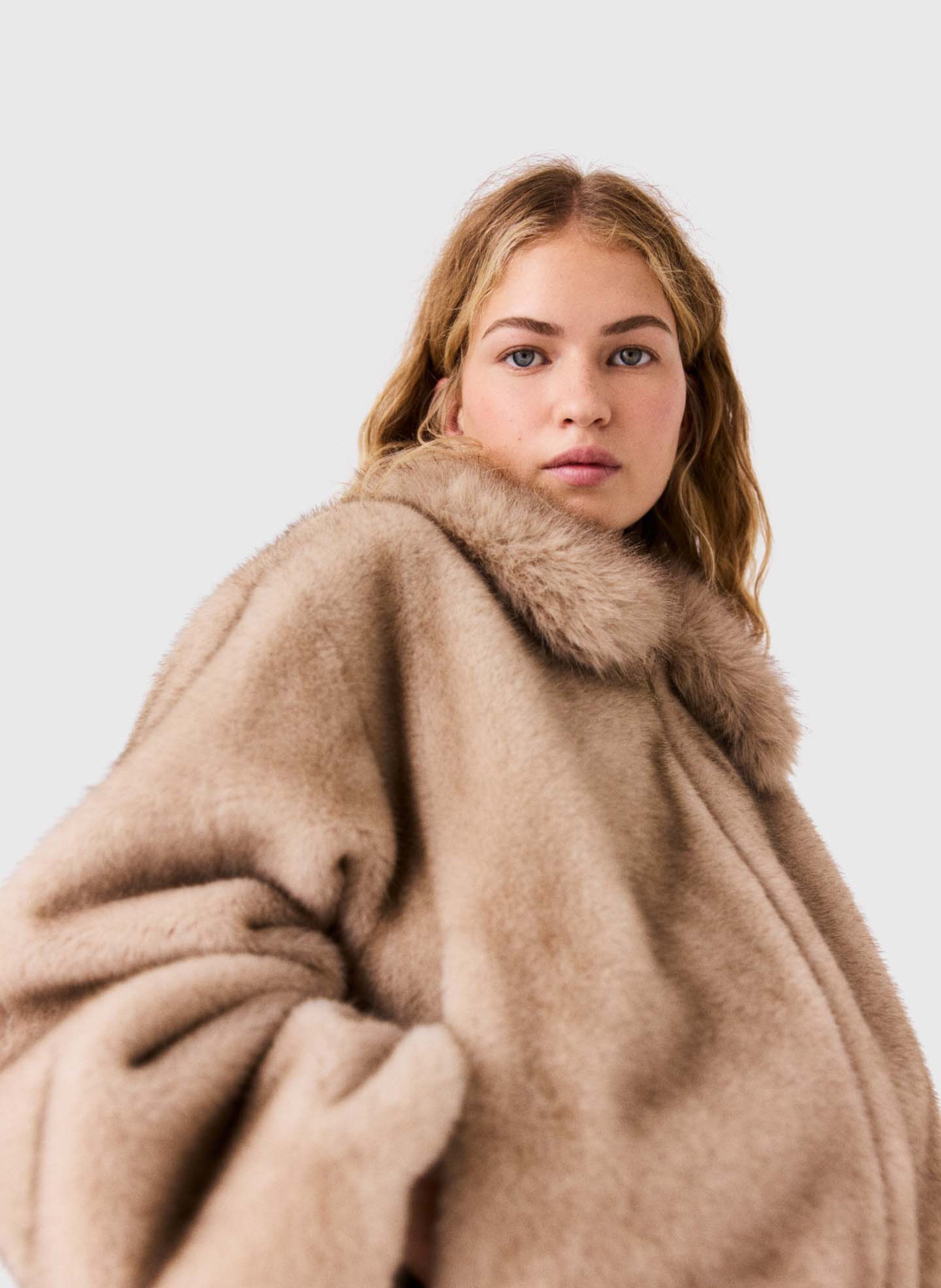 Veste oversize effet fourrure MAJE Beige