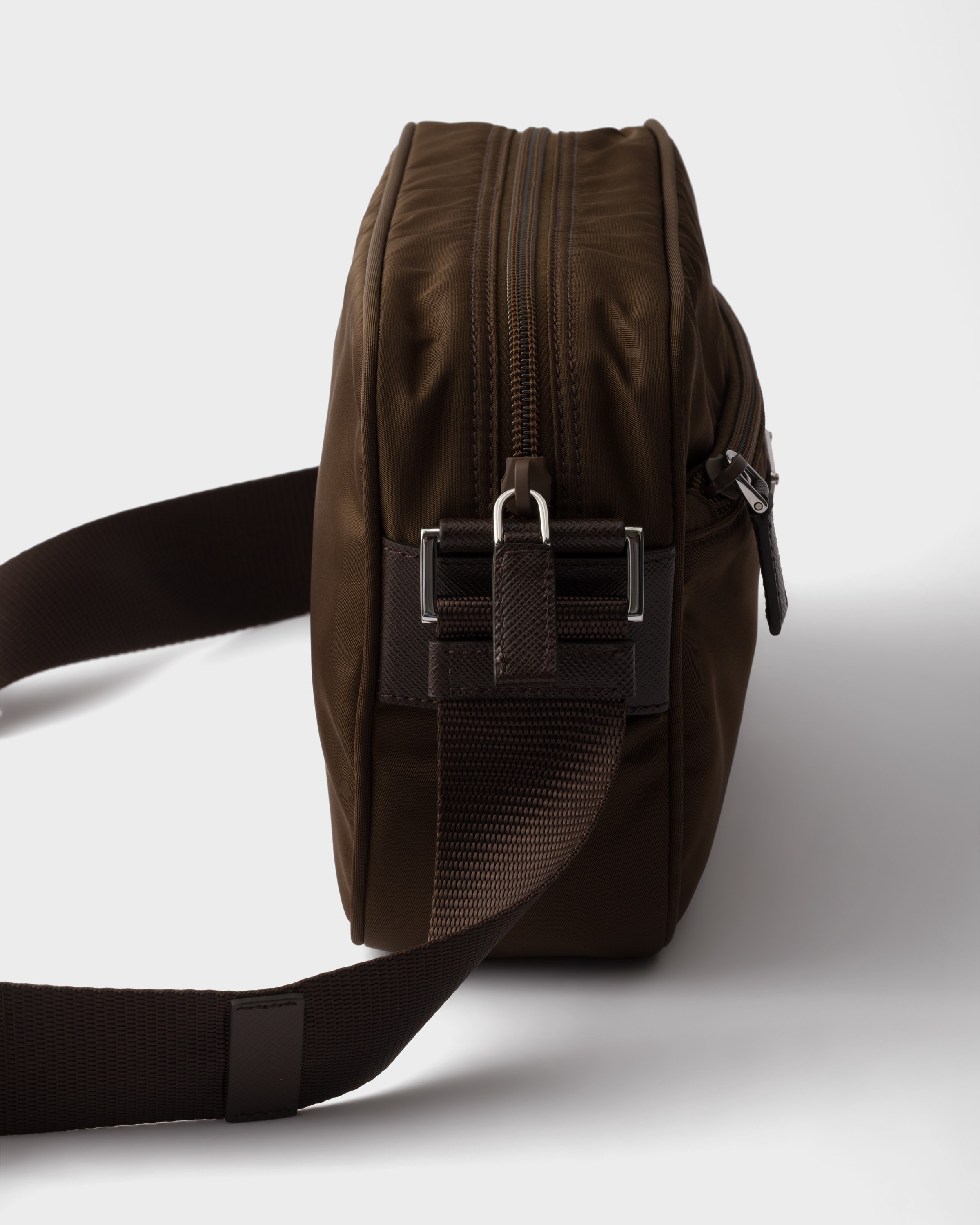 Sac porté épaule en re-nylon PRADA Marron