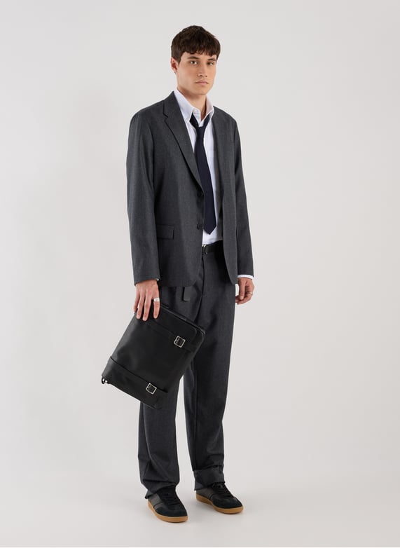 Sac messenger en cuir  | Noir by SAISON 1865 Sac messenger en cuir  Noir