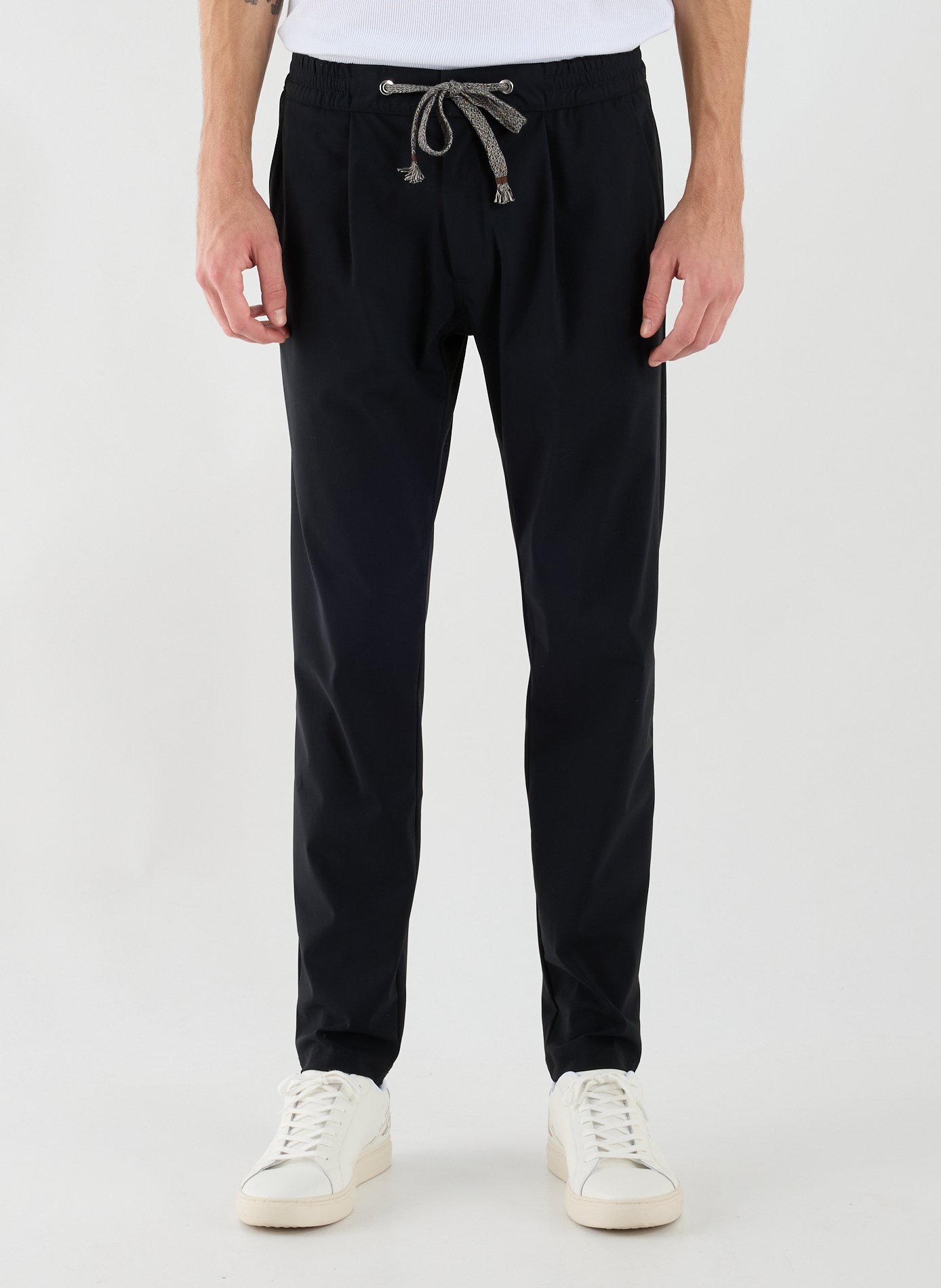 1789 CALA Plain slim-fit trousers Black