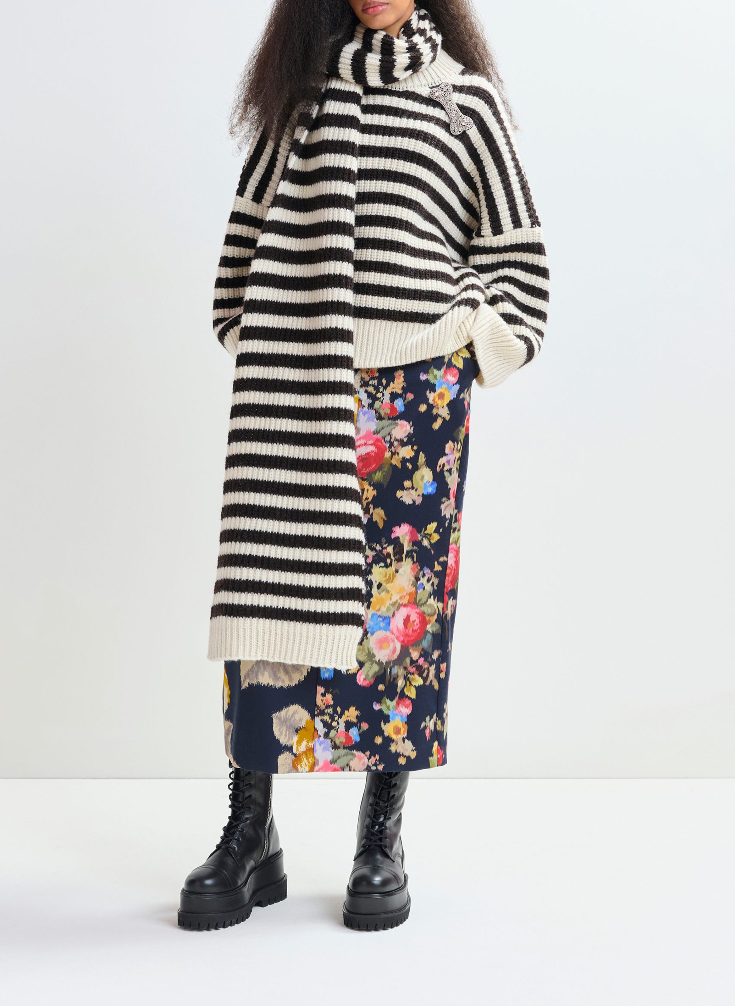 Pull oversize col rond en laine et alpaga jacquie ESSENTIEL ANTWERP Blanc