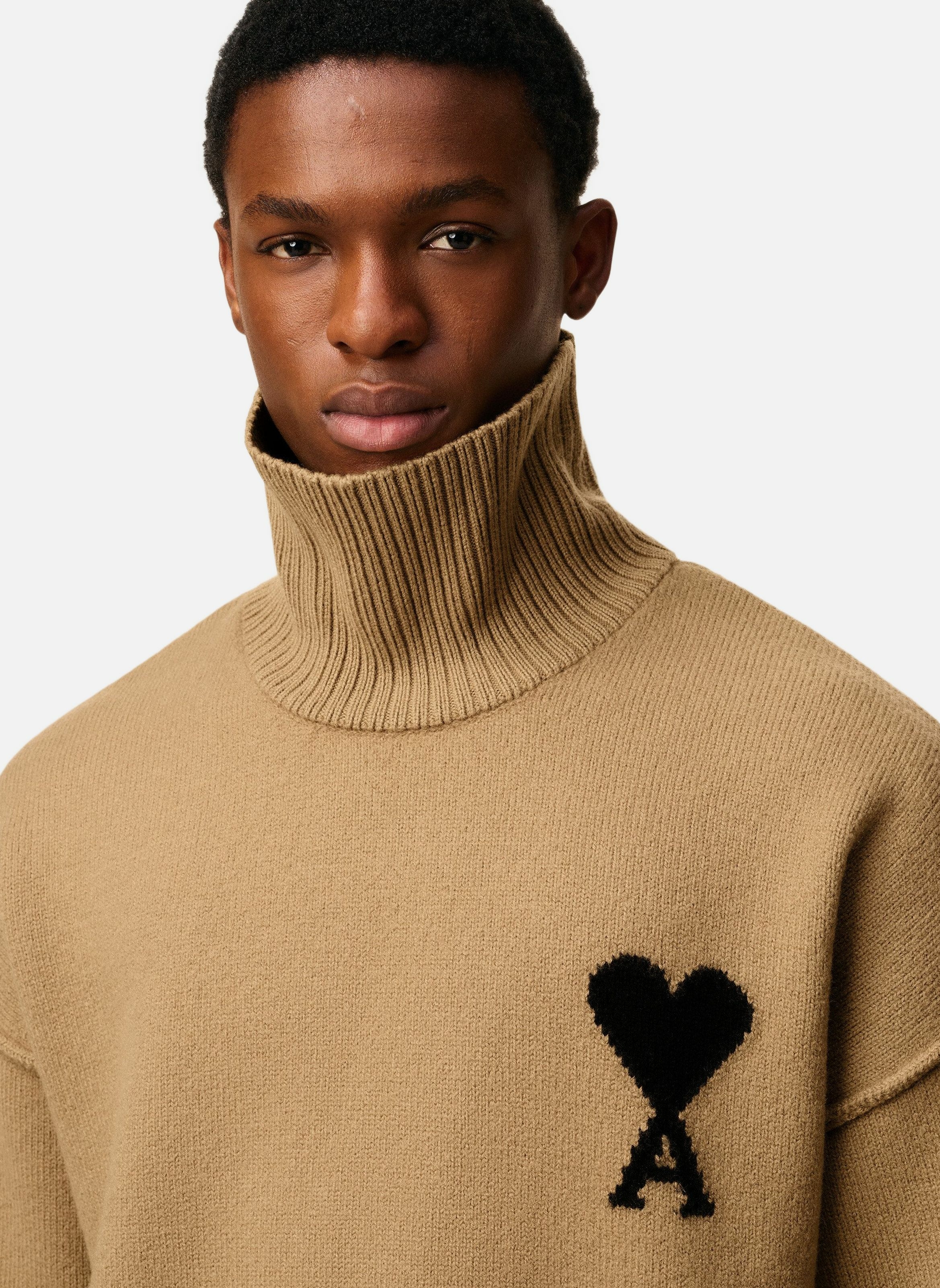 Pull col cheminée ami de coeur en laine unisexe AMI PARIS Marron