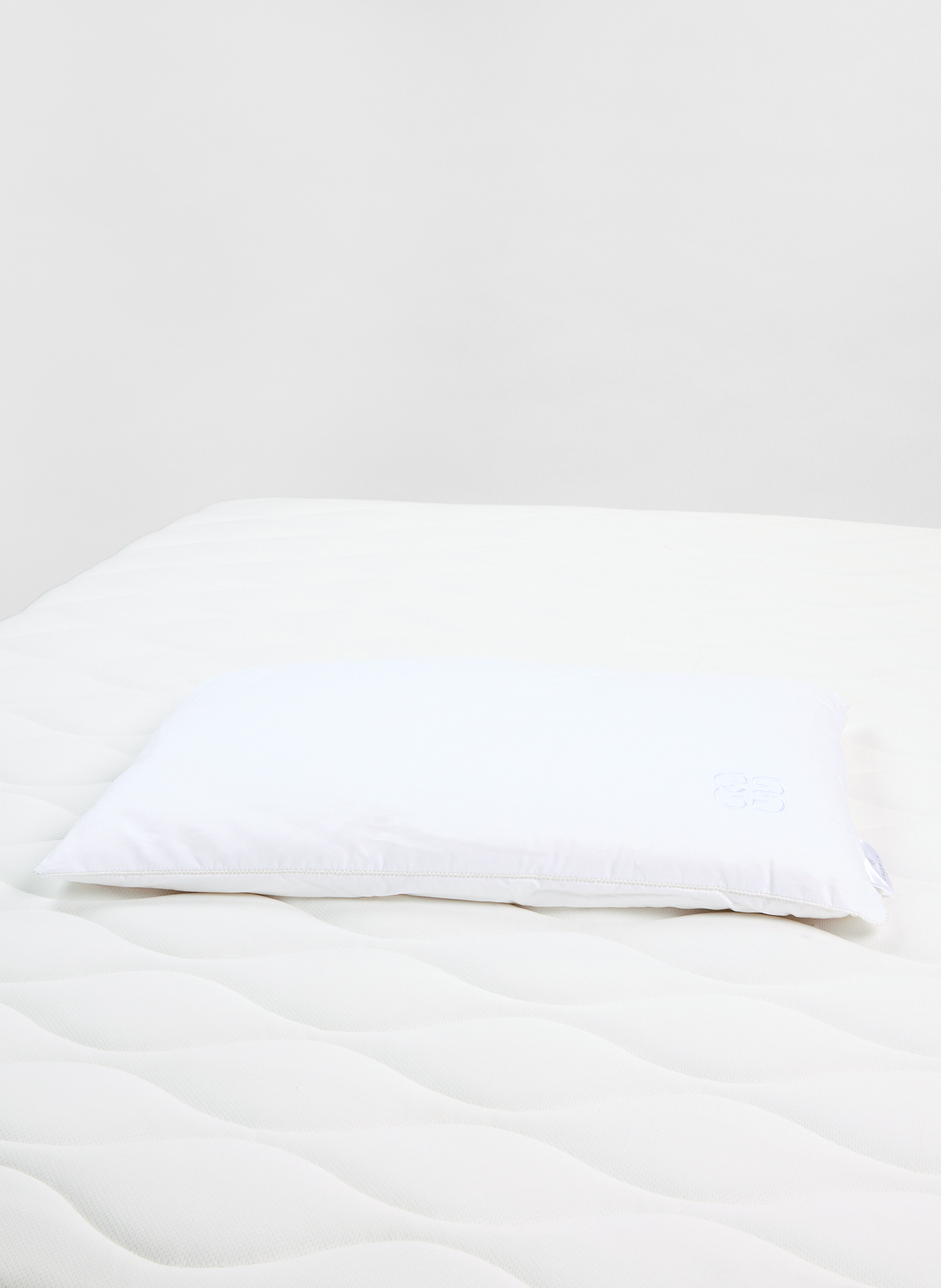 Pillow AU PRINTEMPS PARIS White