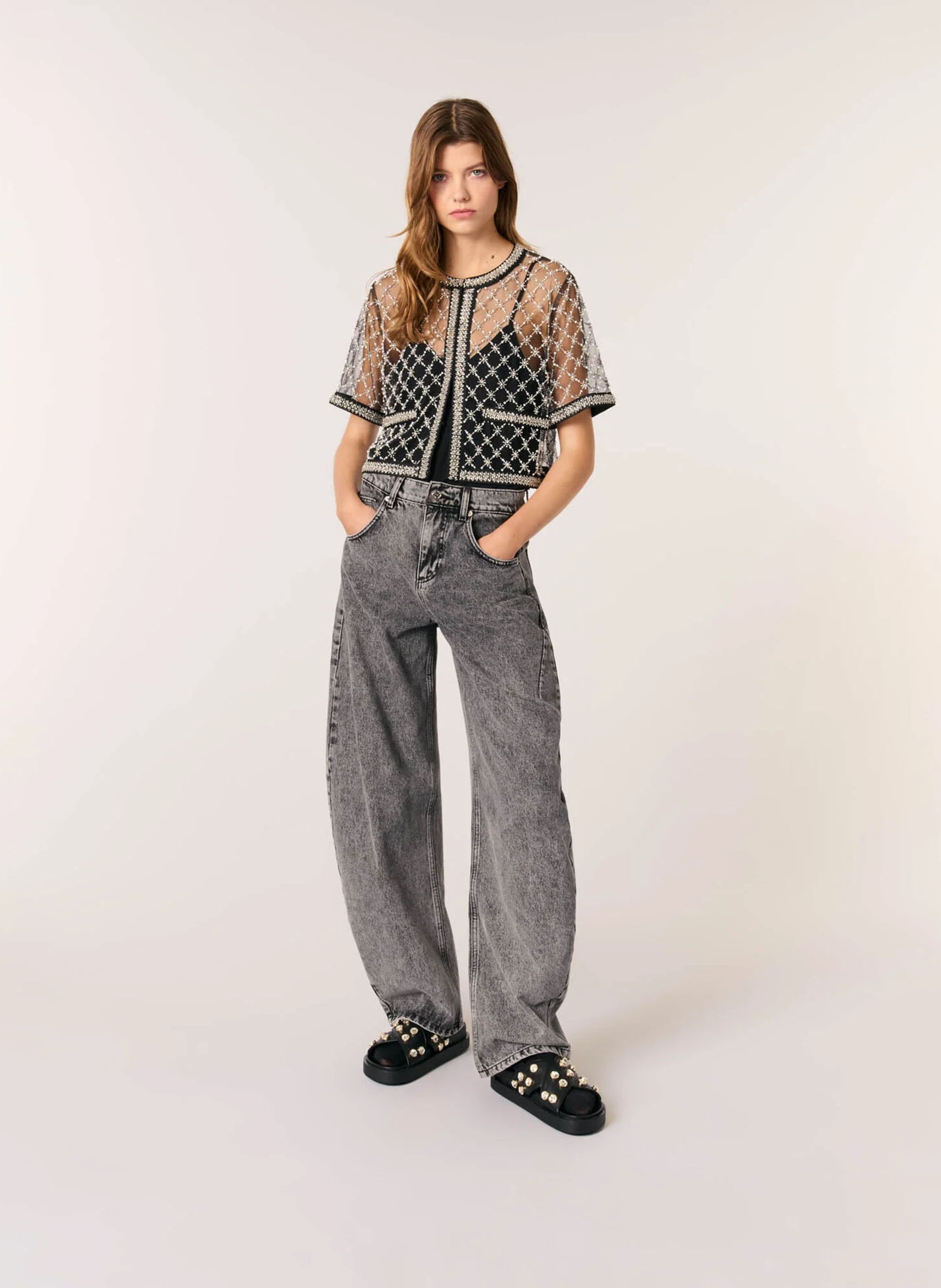 Top col rond à perles brodées Noir