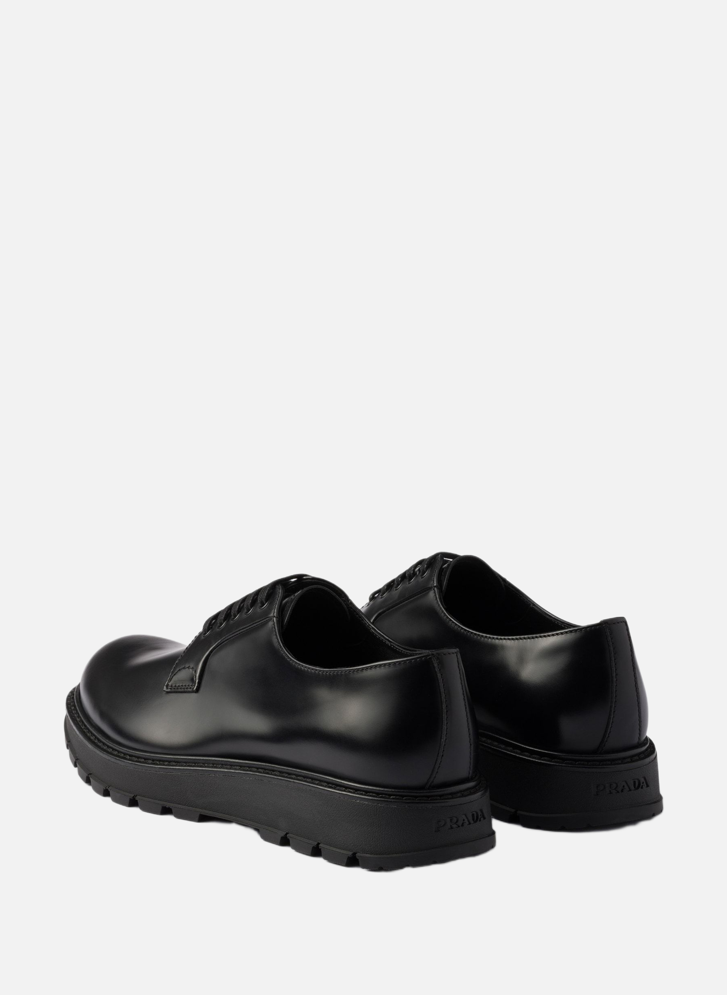 Chaussures à lacets en cuir brossé PRADA Noir
