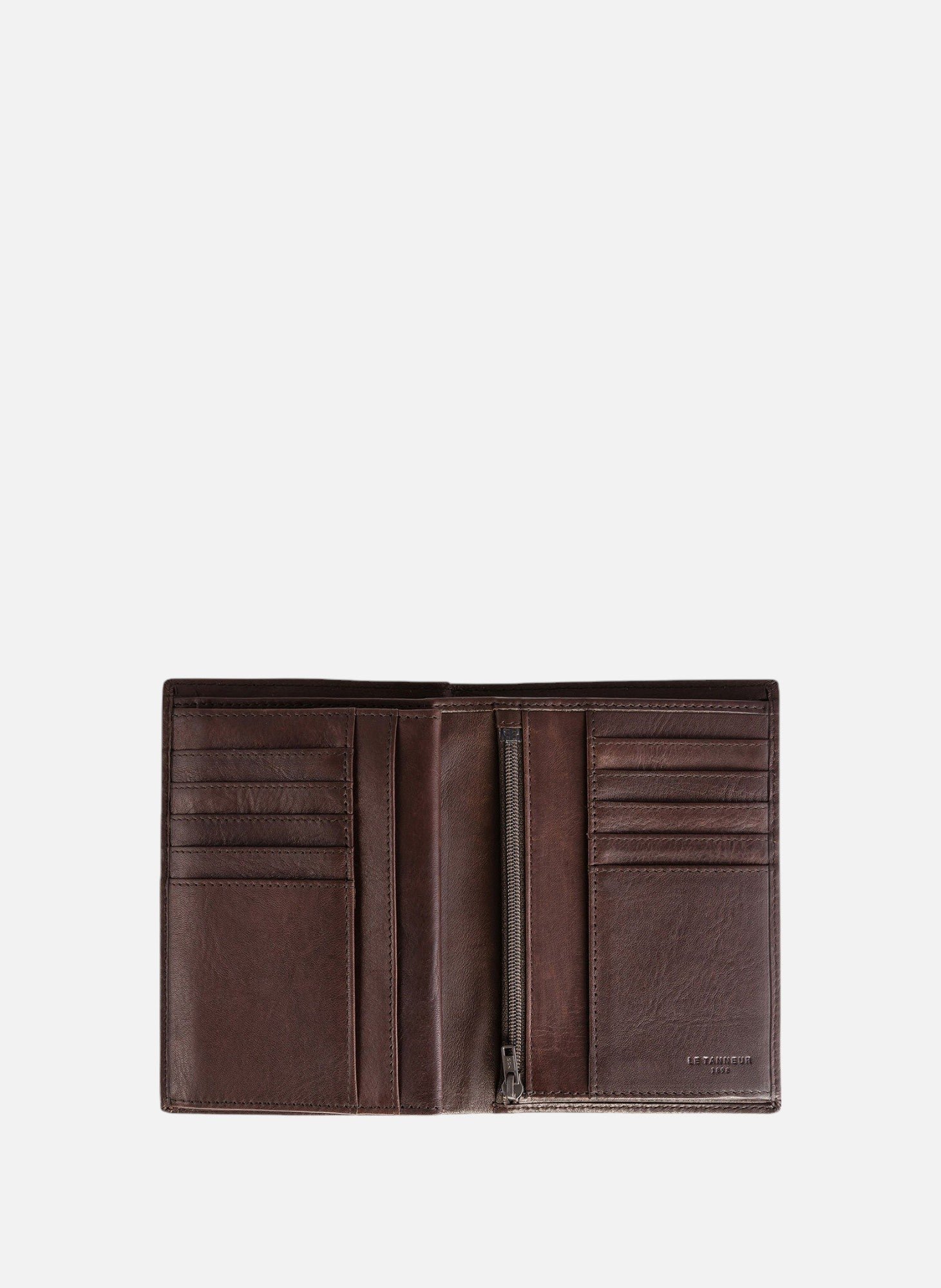 Grand portefeuille vertical zippé 3 volets gary en cuir huilé LE TANNEUR Marron