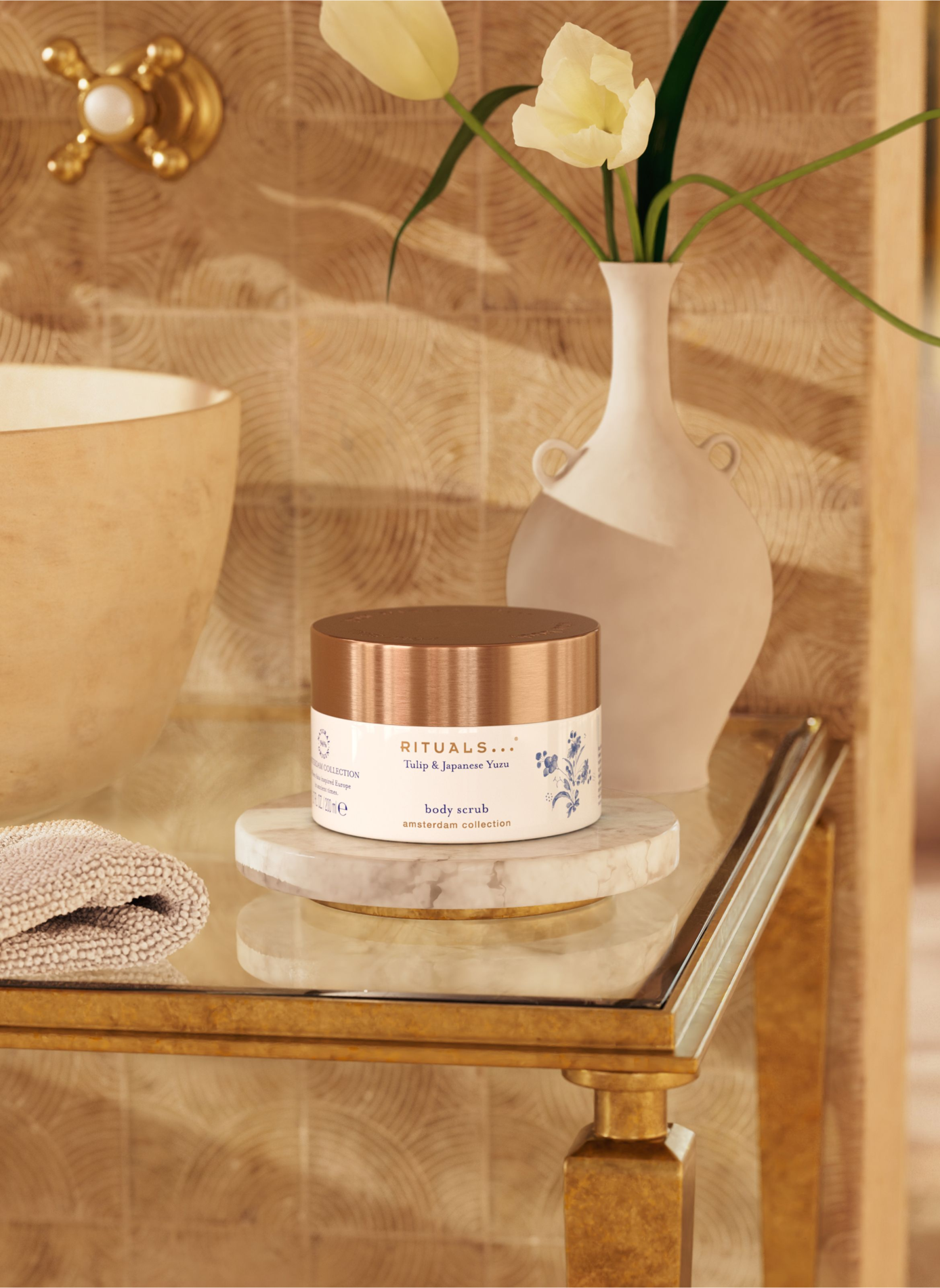 Amsterdam Collection - Gommage Corps RITUALS No color