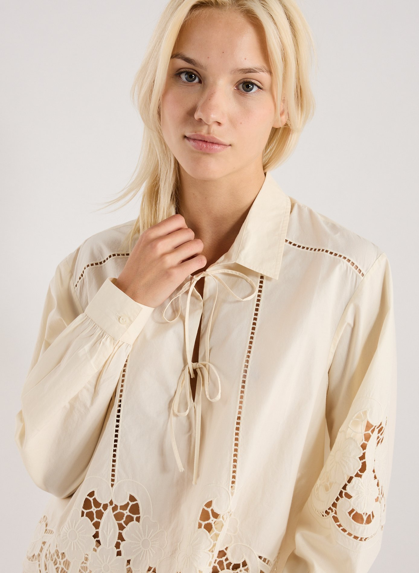 Embroidered loose cotton blouse LOUISE MISHA White