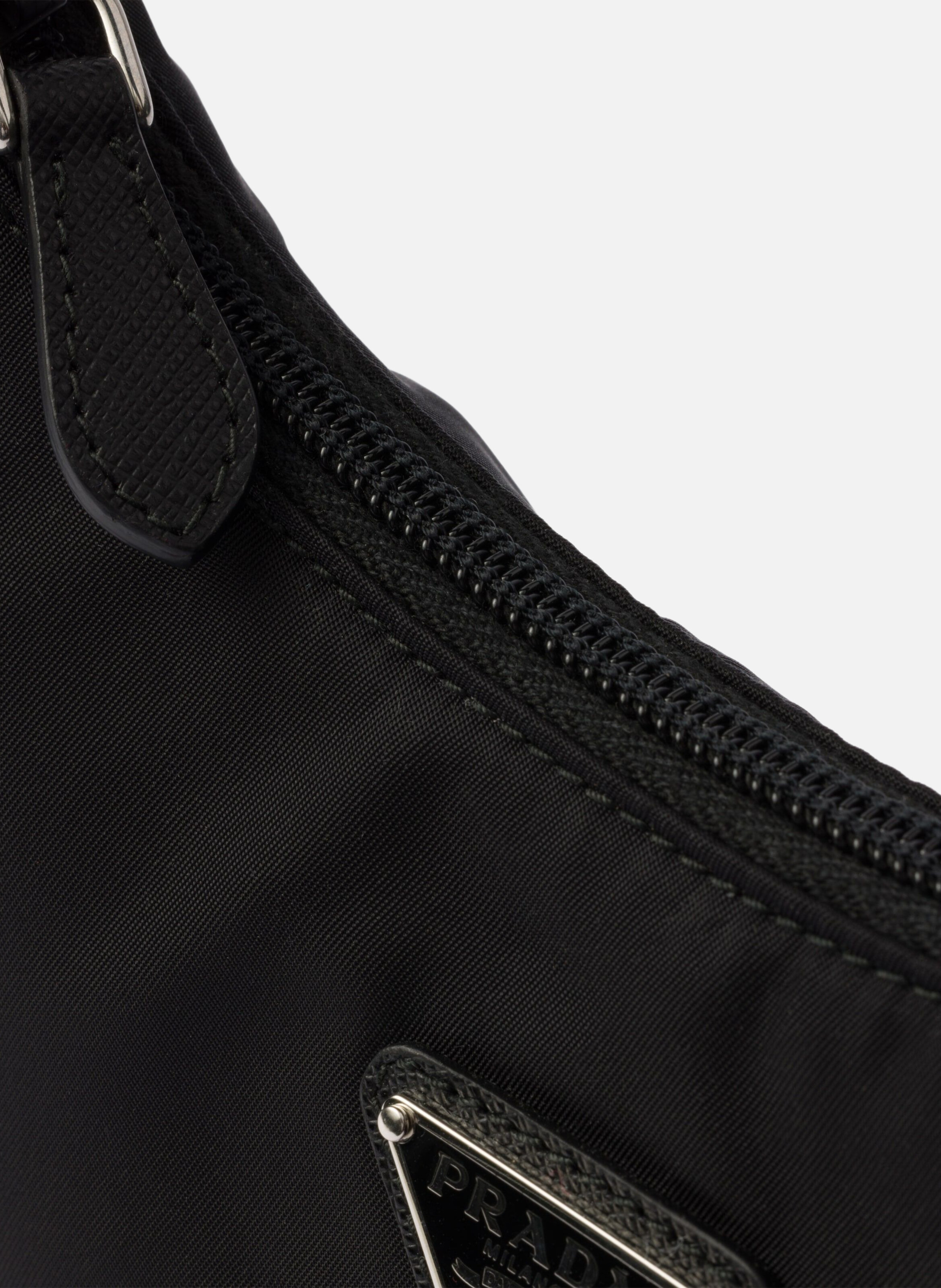 Mini sac re-edition 2000 en re-nylon PRADA Noir