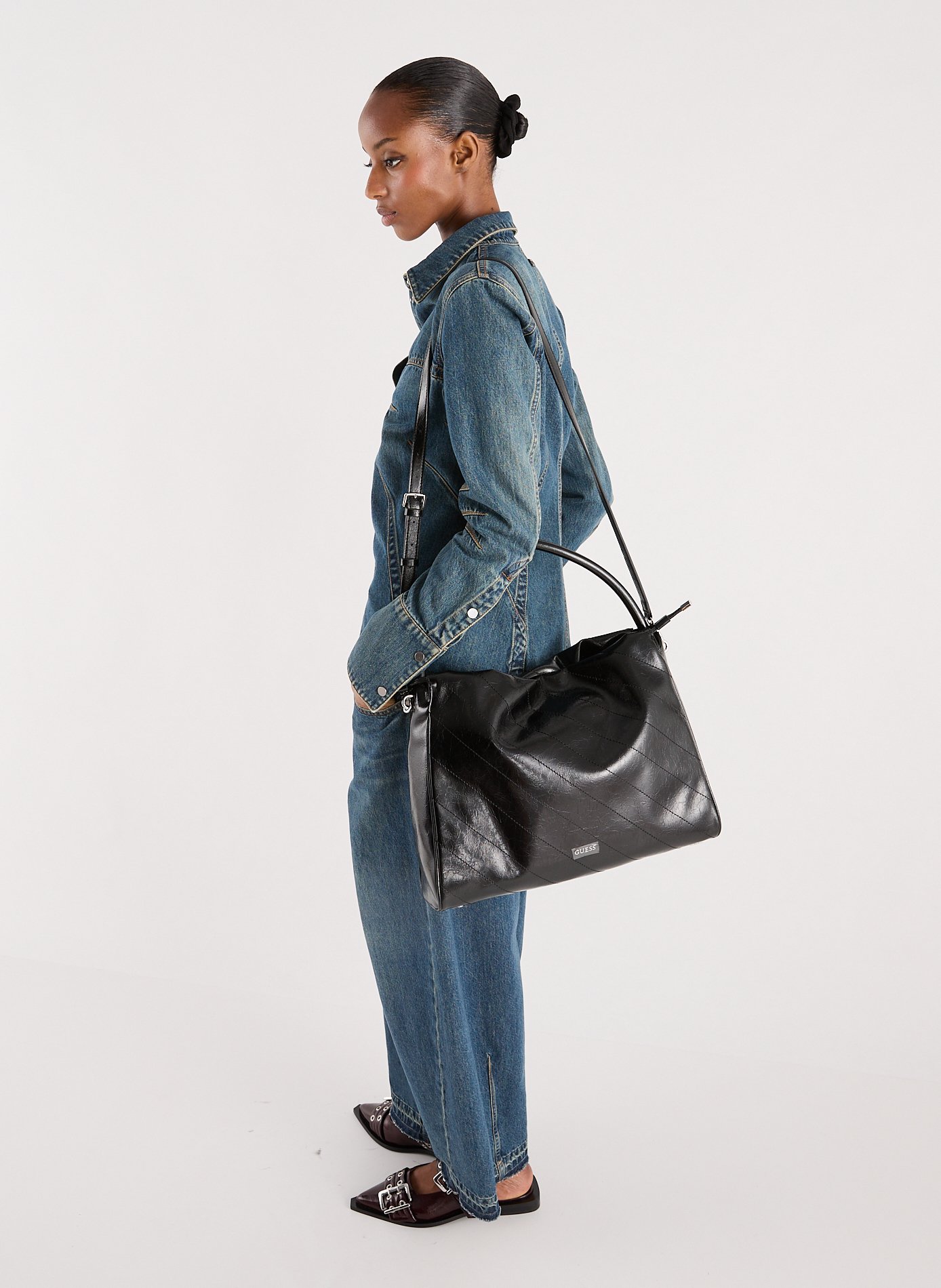 Sac à main verni Amys GUESS Noir