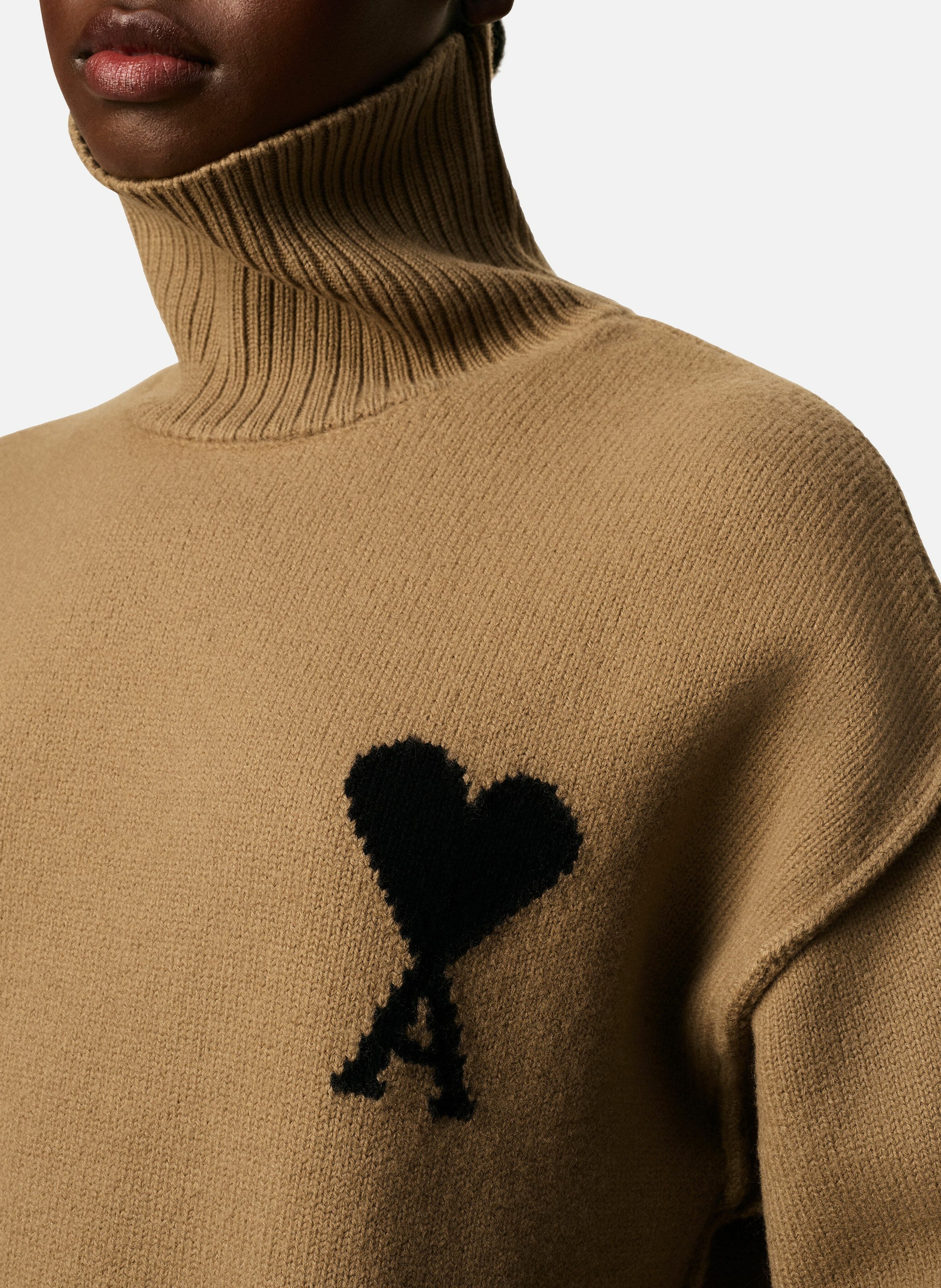 Pull col cheminée ami de coeur en laine unisexe AMI PARIS Marron