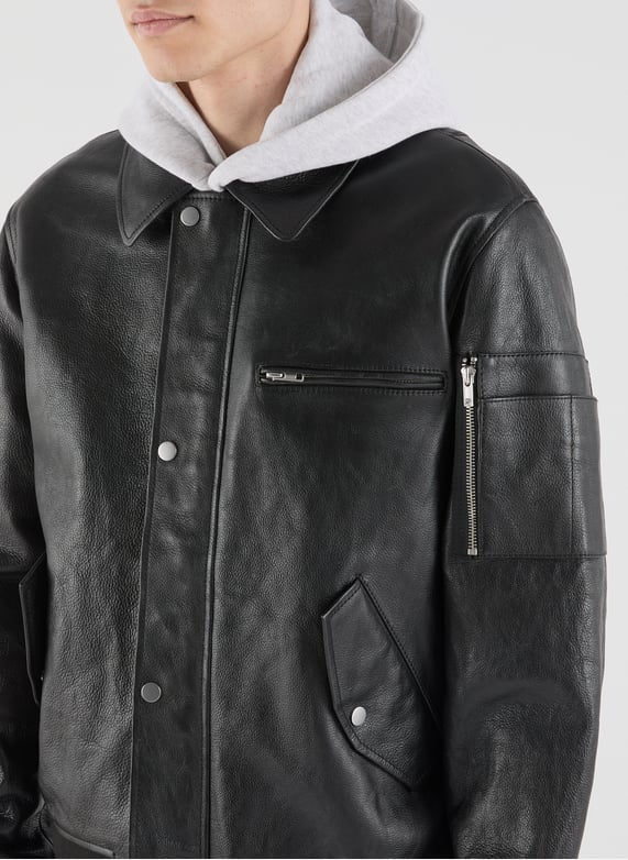 Jacket with classic collar in leather | Black by SAISON 1865 Jacket with classic collar in leather Black