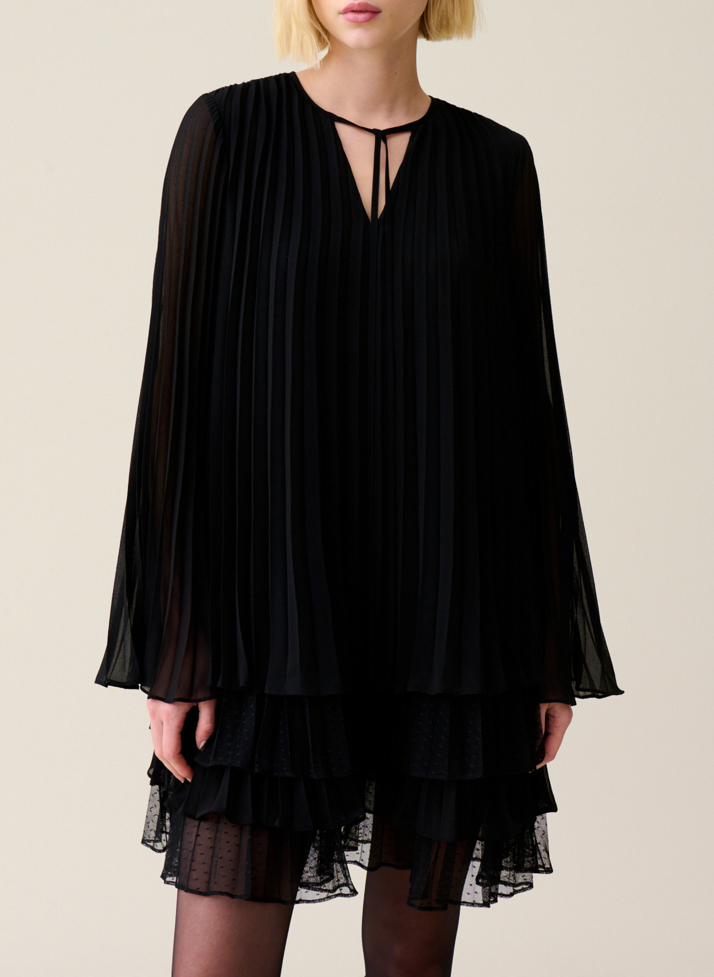 Robe courte volantée CLAUDIE PIERLOT Noir