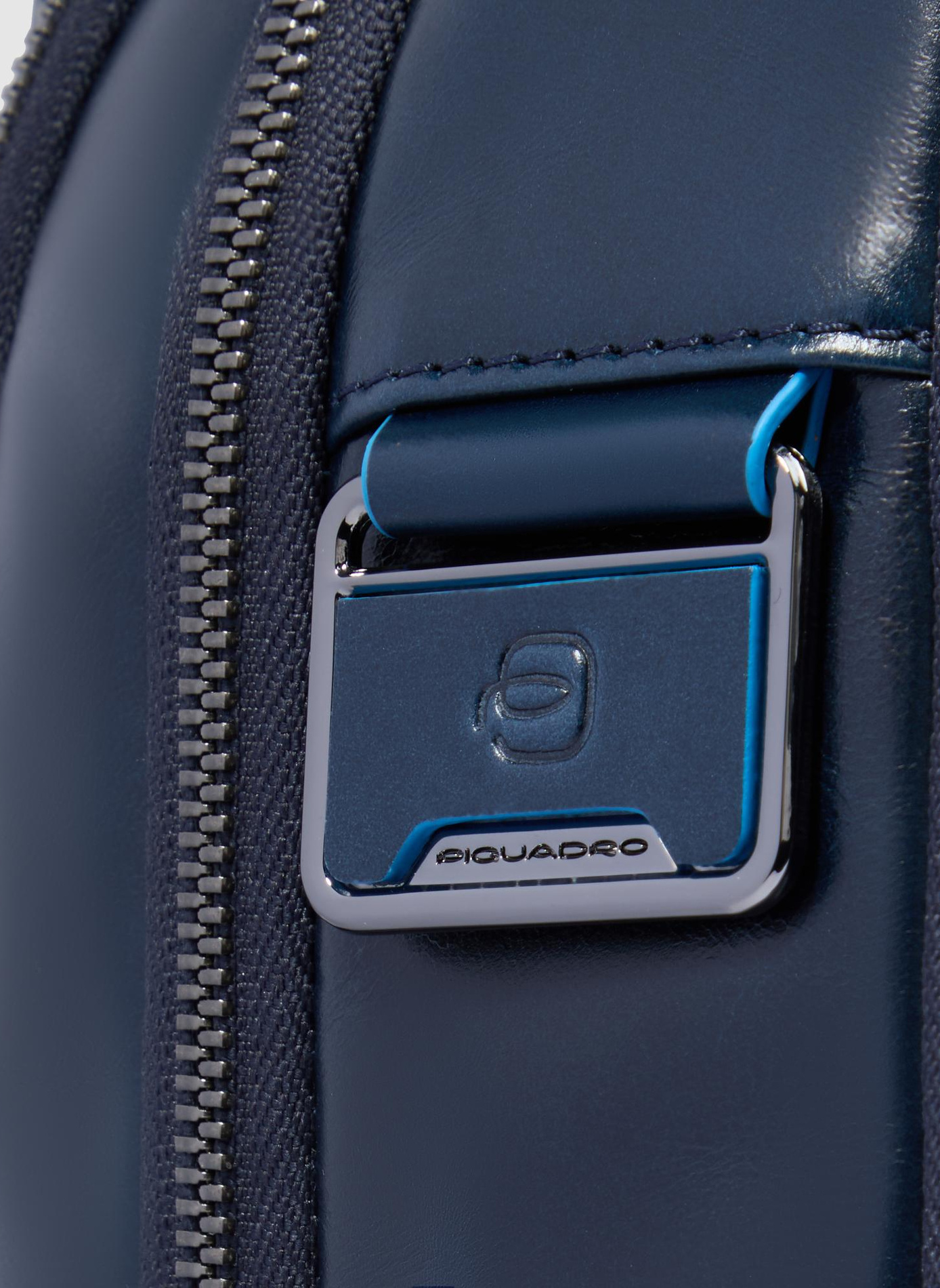 Sac à dos de voyage pour ordinateur 15,6" PIQUADRO Bleu