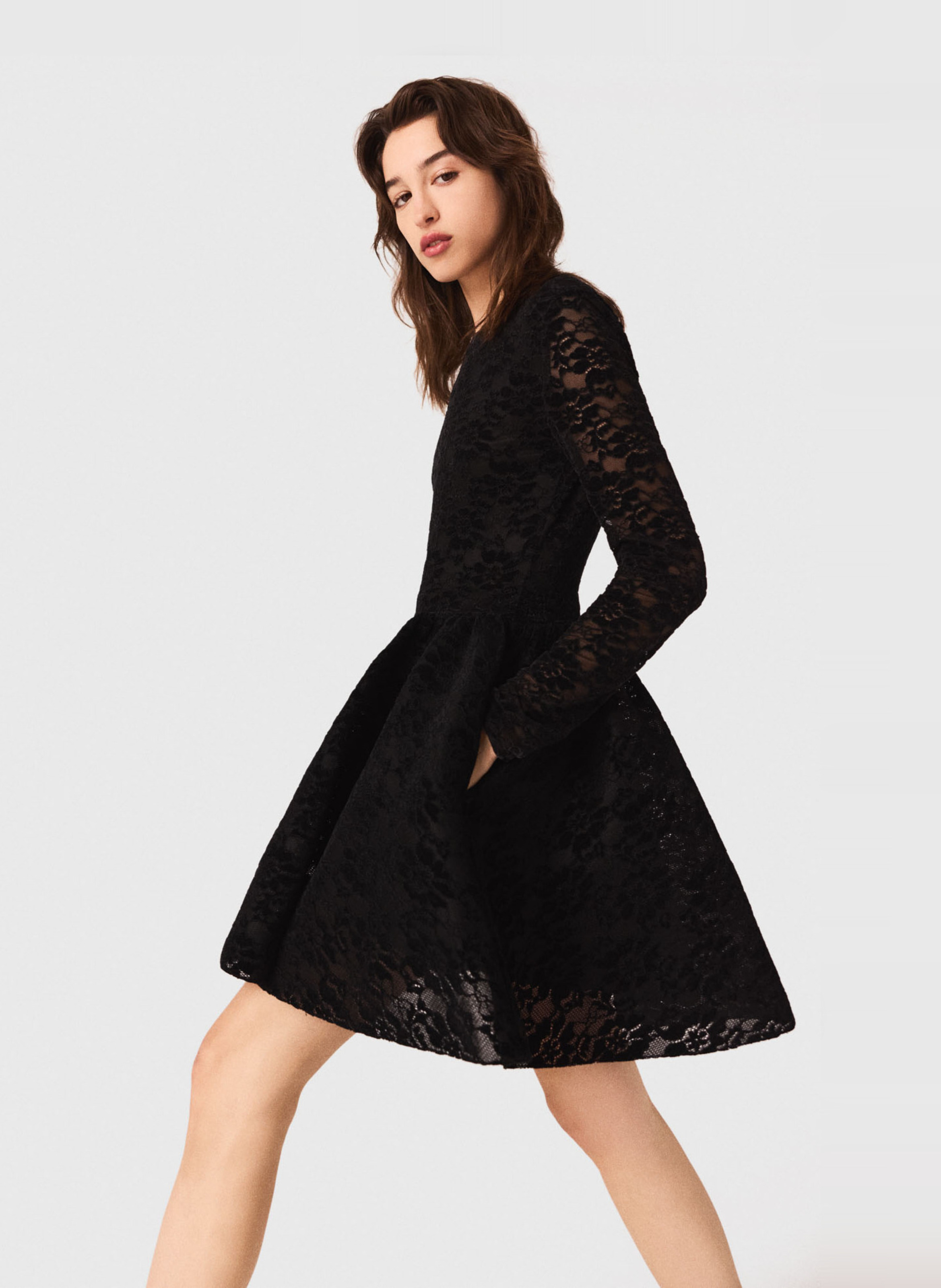 Robe courte en dentelle col rond MAJE Noir