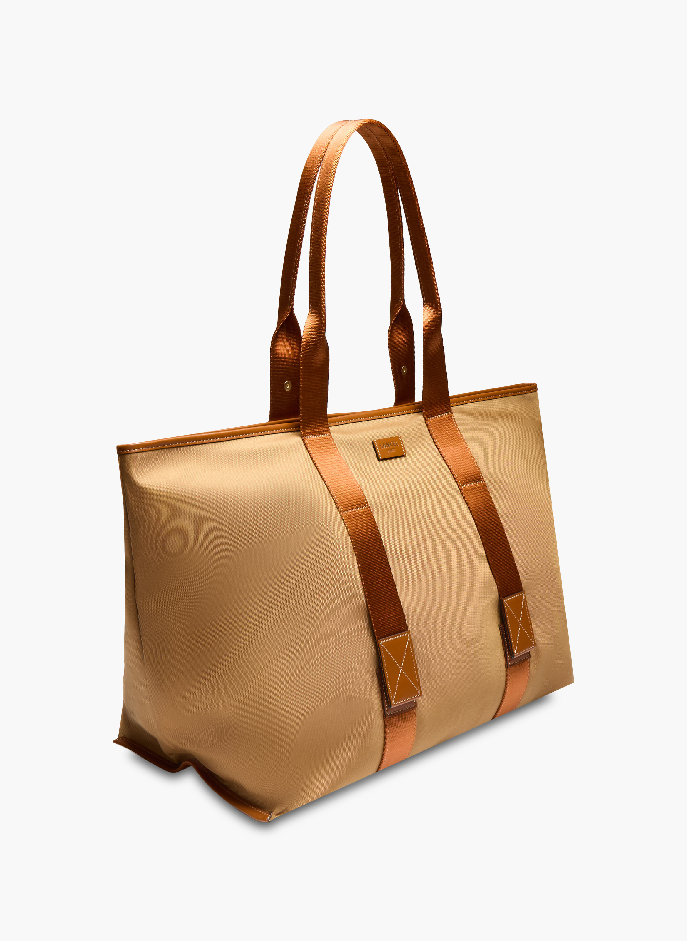 Sac cabas zippé l mistral rollable de lancel en nylon LANCEL Beige