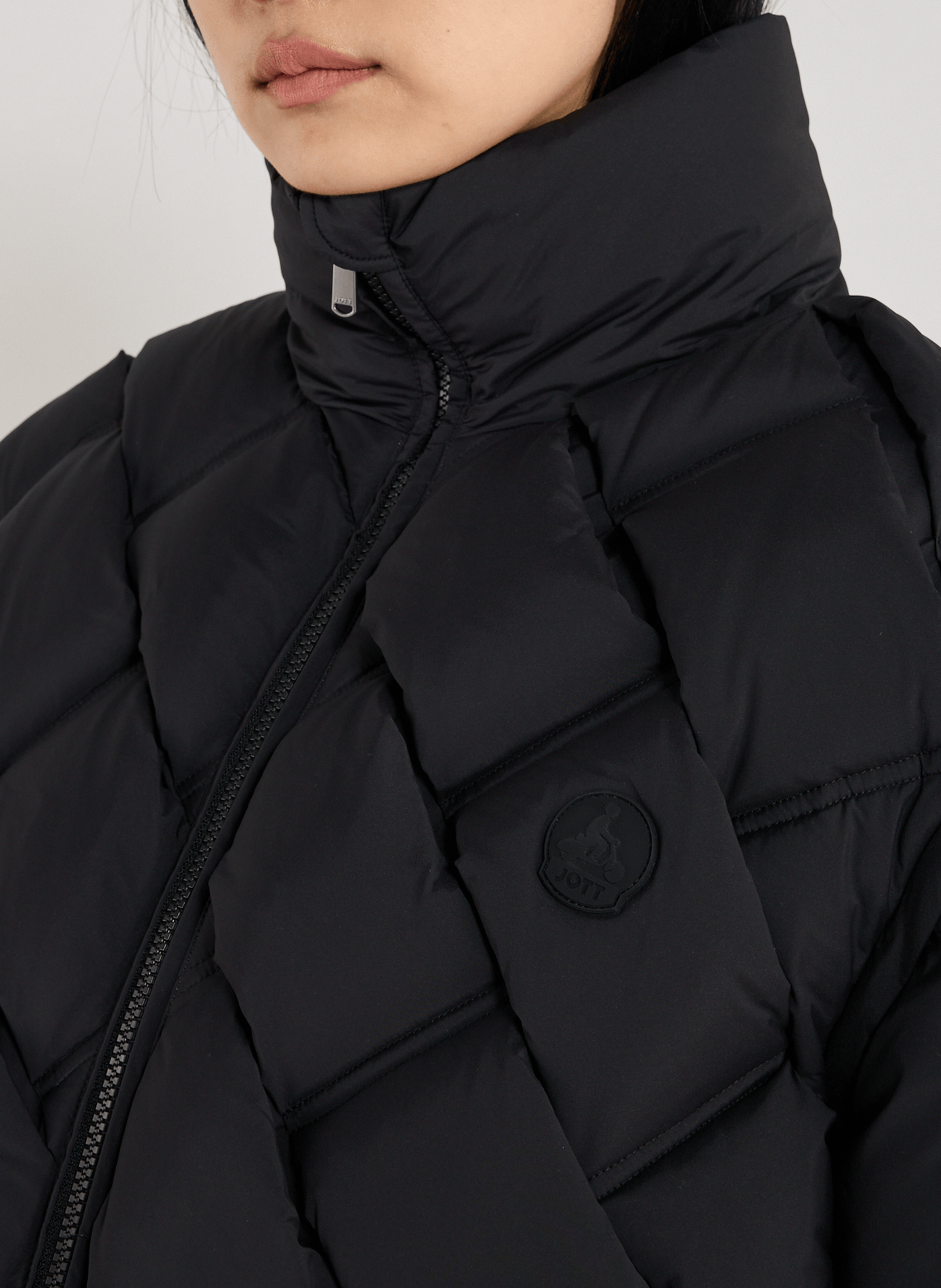 Quilted jacket with removable sleeves JOTT Black