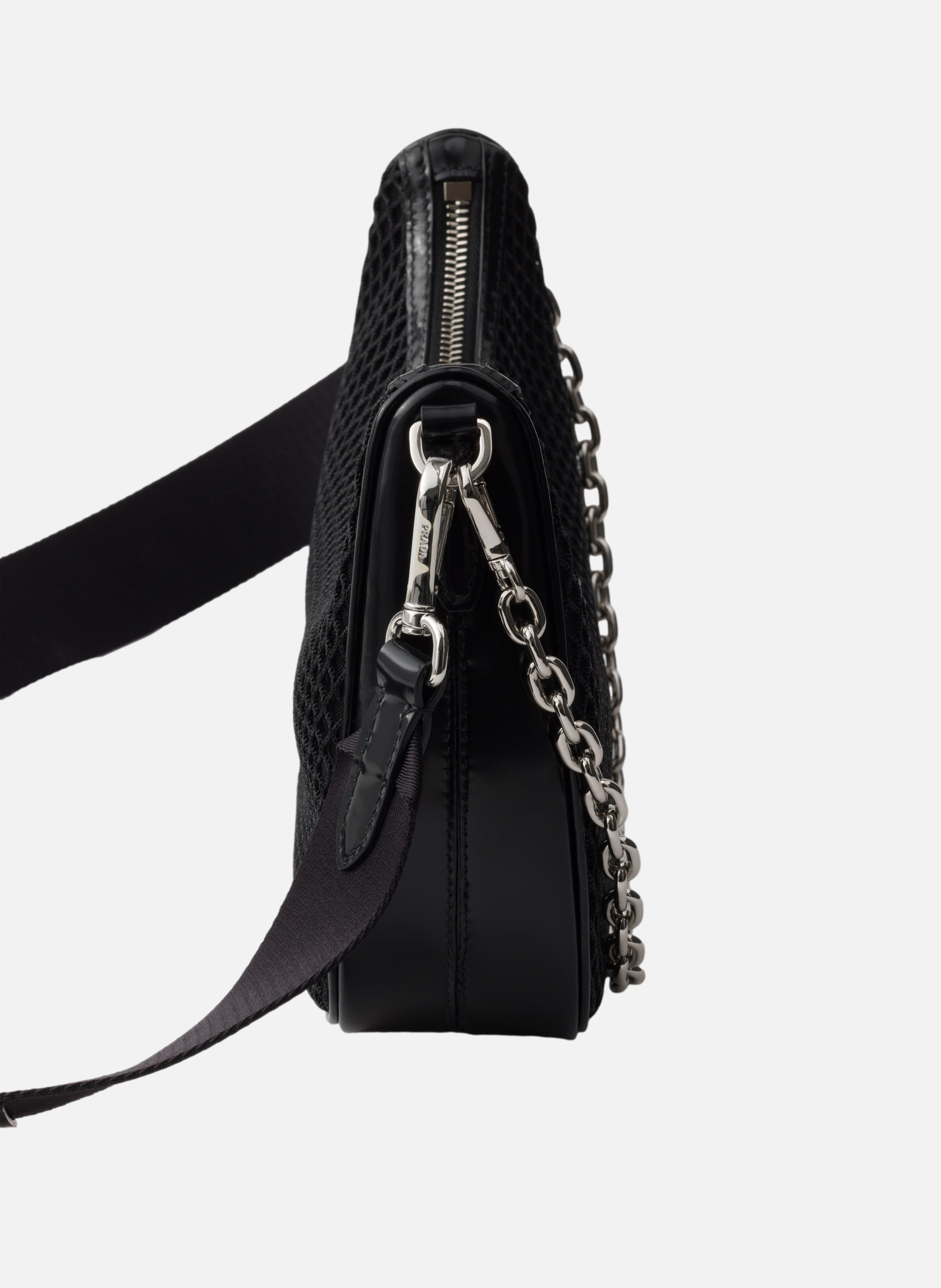 Sac prada re-edition 2005 en mesh et cuir brossé PRADA Noir