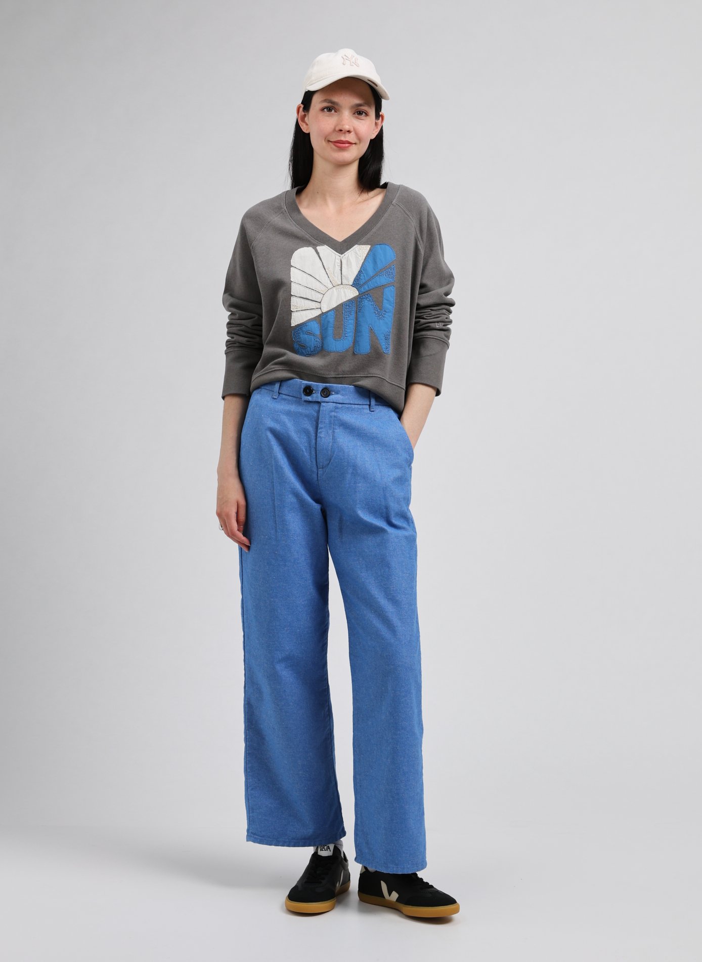 Straight pants LEON & HARPER Blue