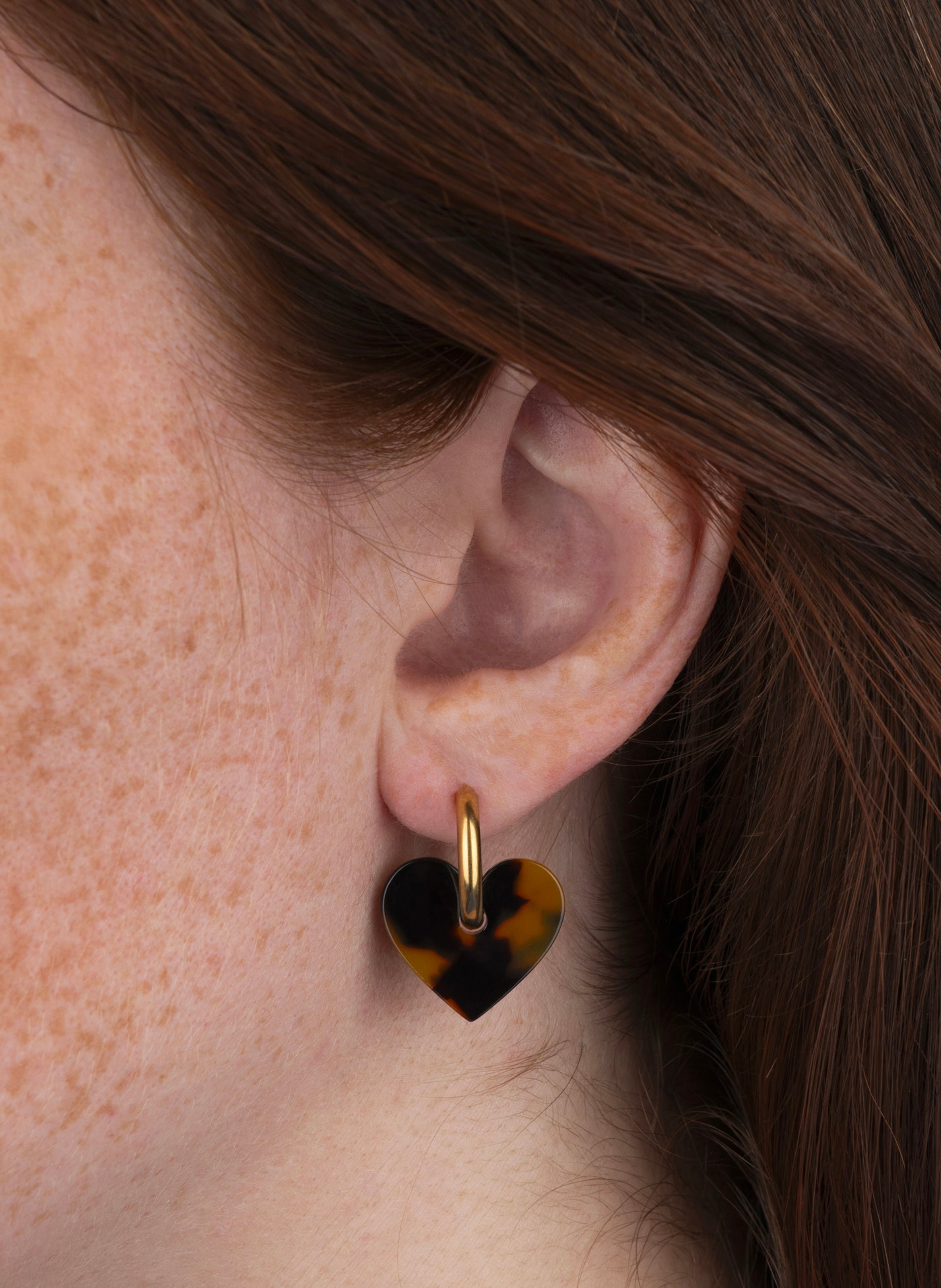 Boucles d'oreilles lova lova avec anneaux en acier inoxydable argenté KURAGE GINZA Marron