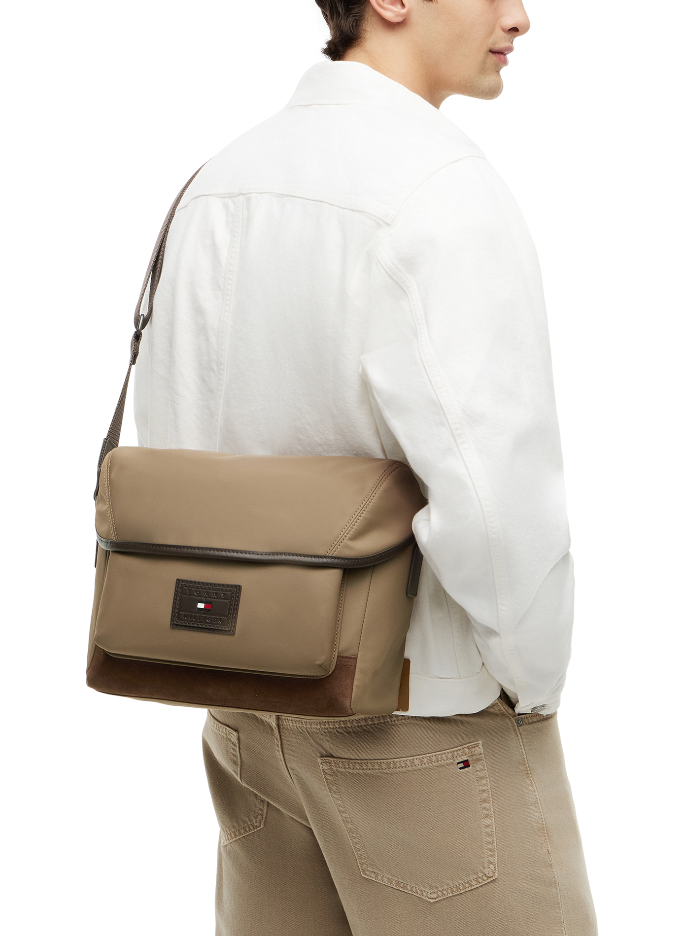 Besace unie à patch logo en cuir mélangé TOMMY HILFIGER Beige