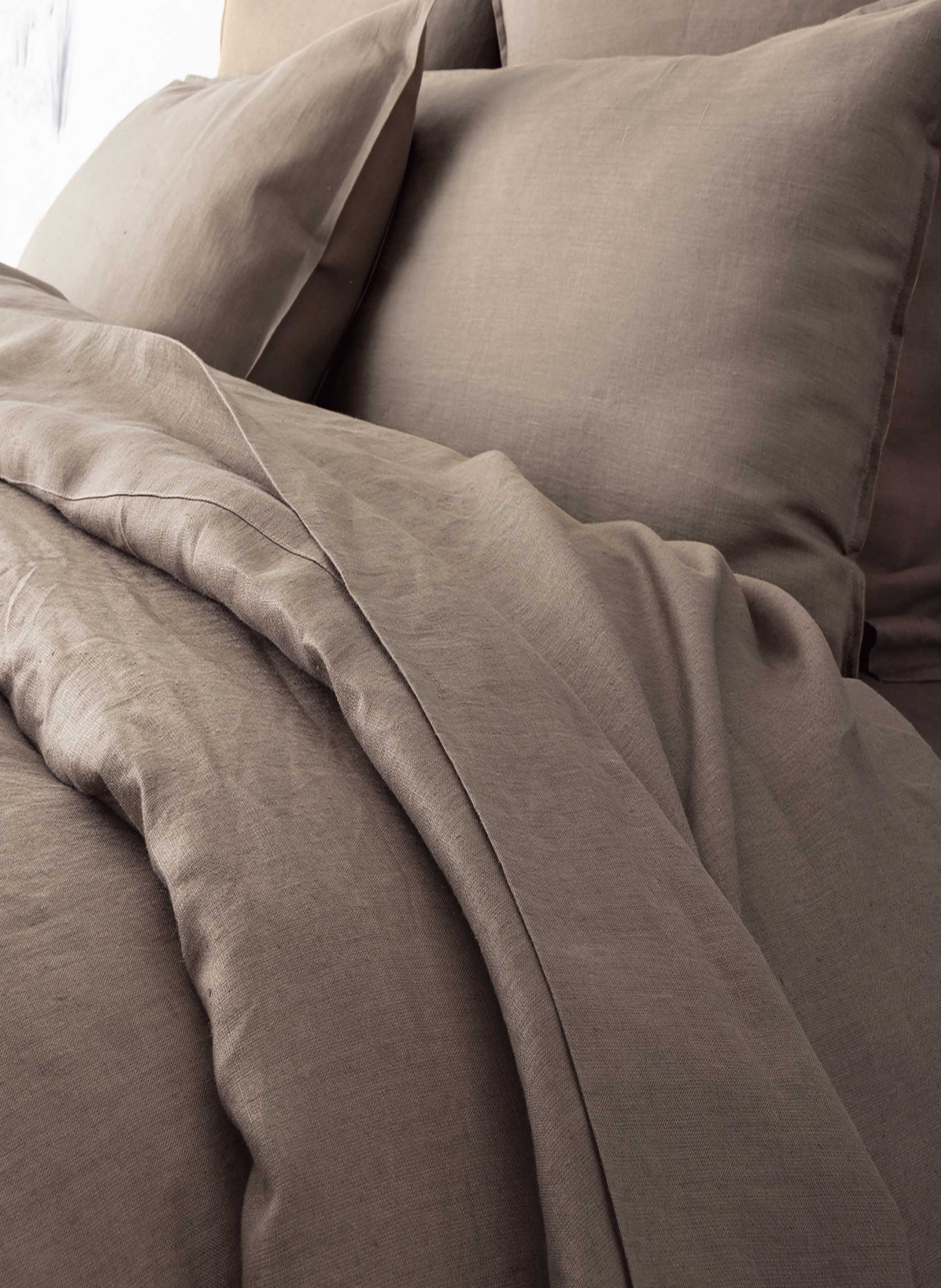 Taie d'oreiller unie en lin lavé, nouvelle vague ALEXANDRE TURPAULT Marron