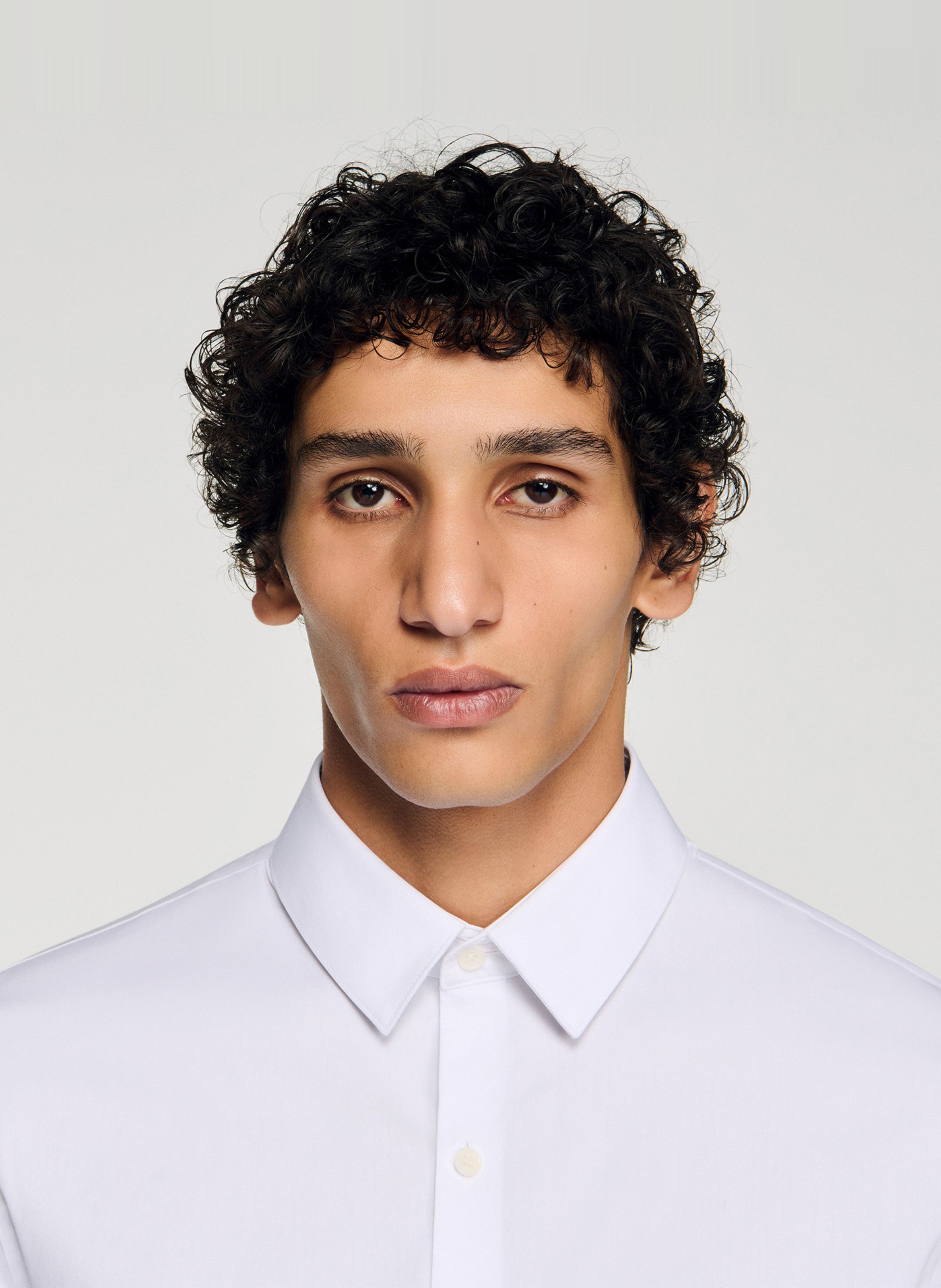 Chemise slim-fit en coton stretch | Blanc SANDRO Homme