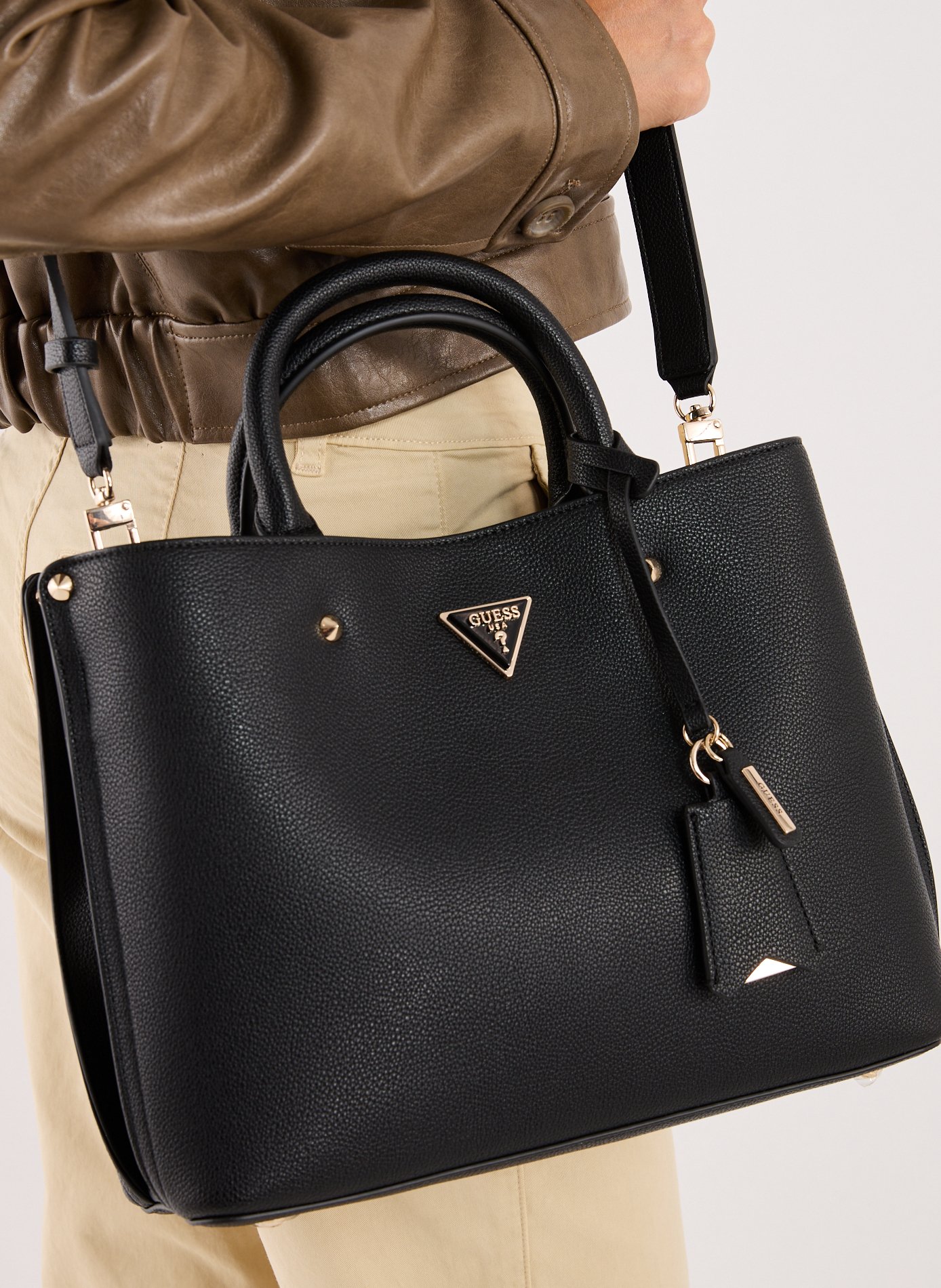 Sac à main Meridian  GUESS Noir