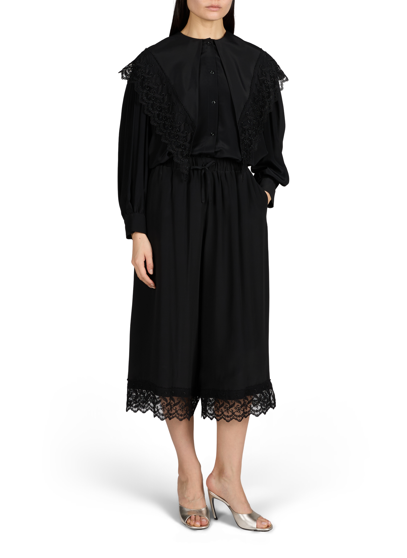 Fluid Bermuda shorts with embroidery SIMONE ROCHA Black