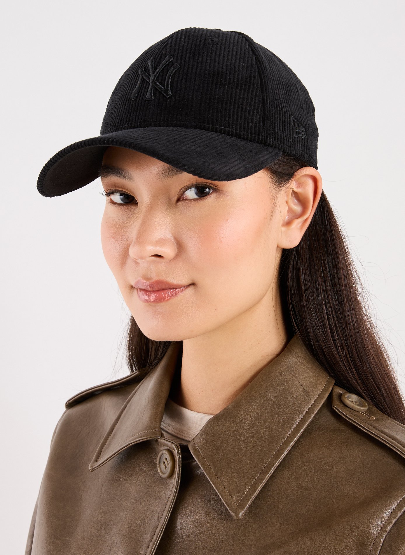 Casquette côtelé en coton NEW ERA Noir