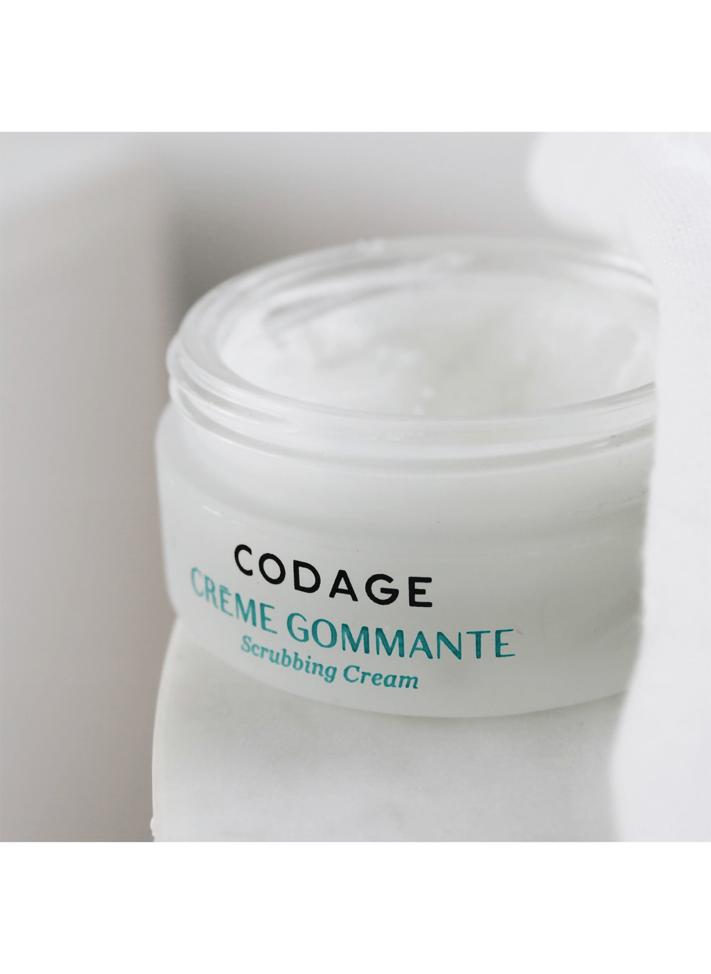 Exfoliating Cream - Soothing and Radiance CODAGE No color