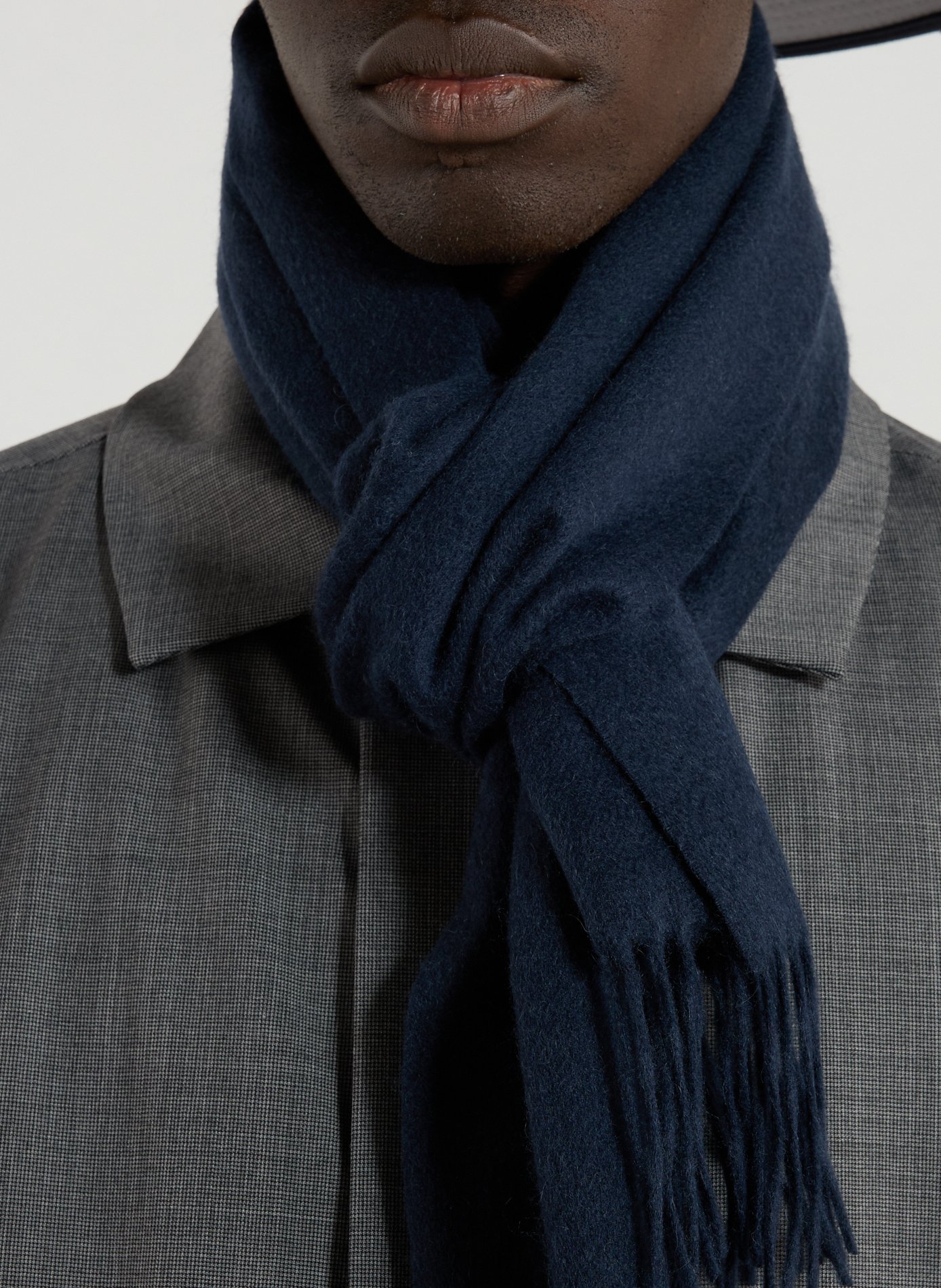 HACKETT Echarpe bords frangés en cachemire Bleu