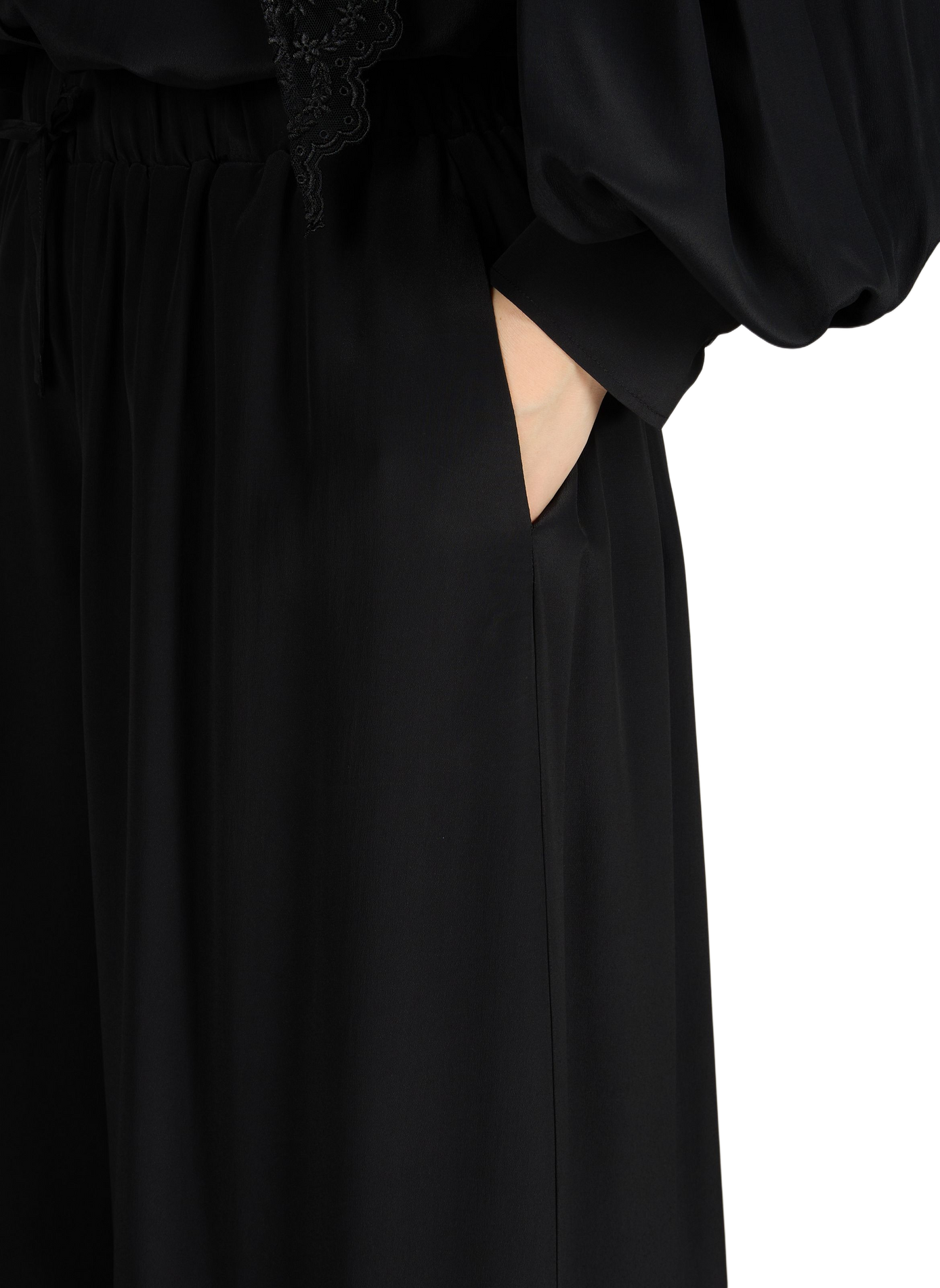 Fluid Bermuda shorts with embroidery SIMONE ROCHA Black