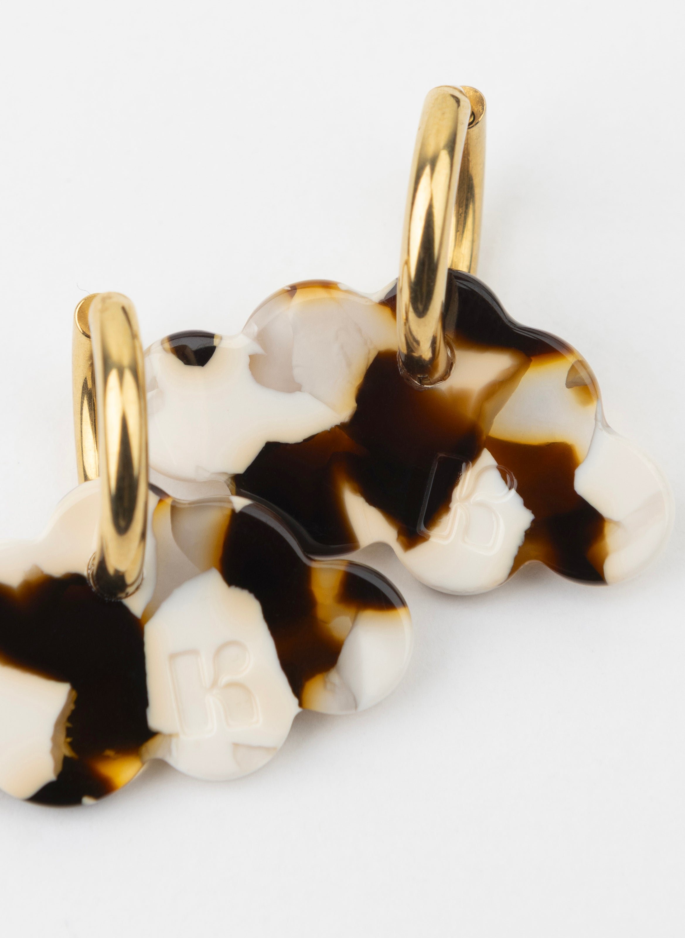 Boucles d'oreilles nuage avec anneaux en acier inoxydable doré KURAGE GINZA Marron