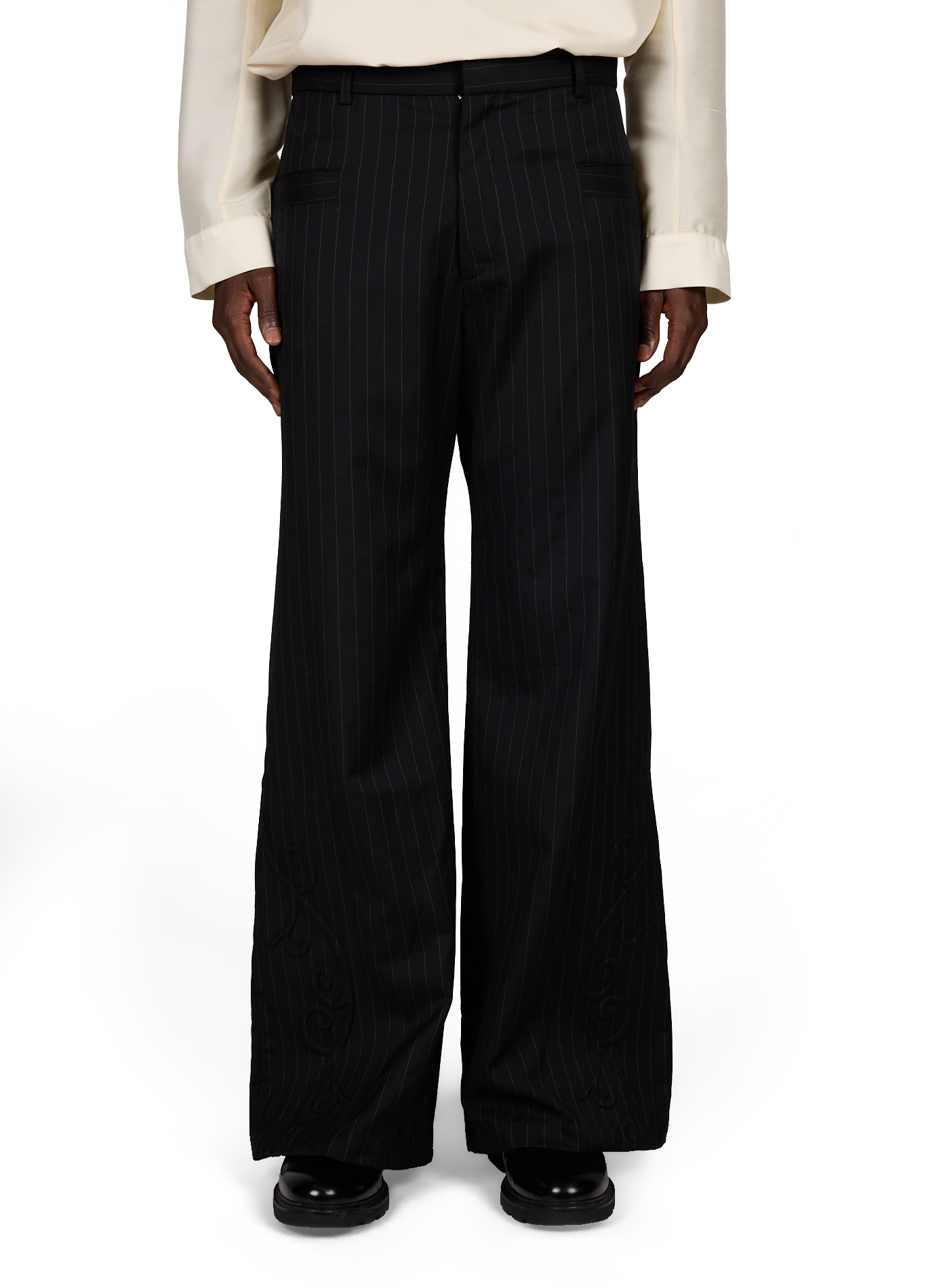 Decisiones wool trousers with pleated details CAMPILLO Black