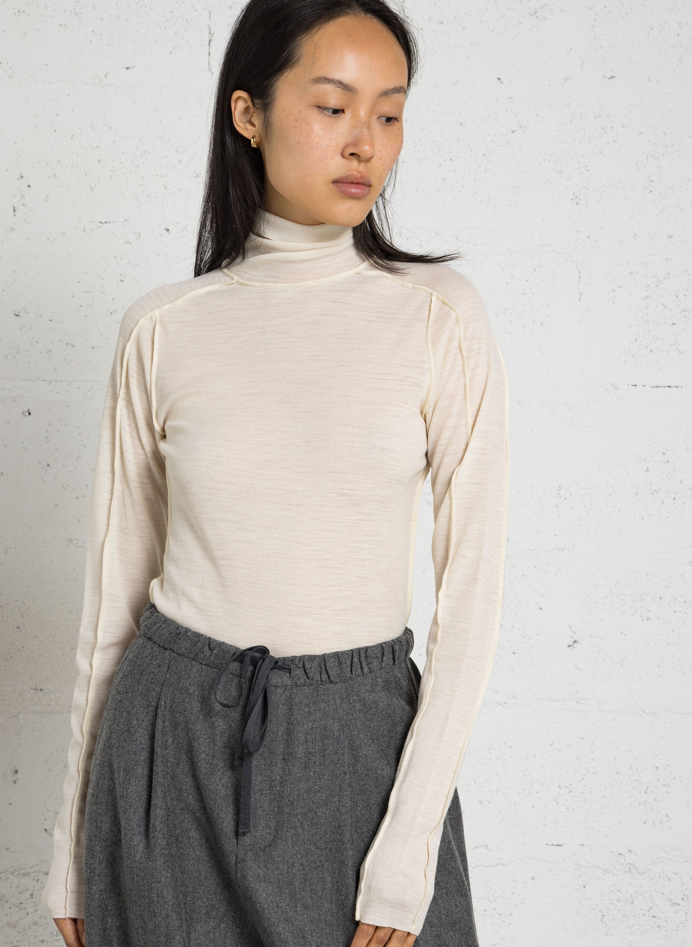Tee-shirt col montant en laine lois SOEUR Beige