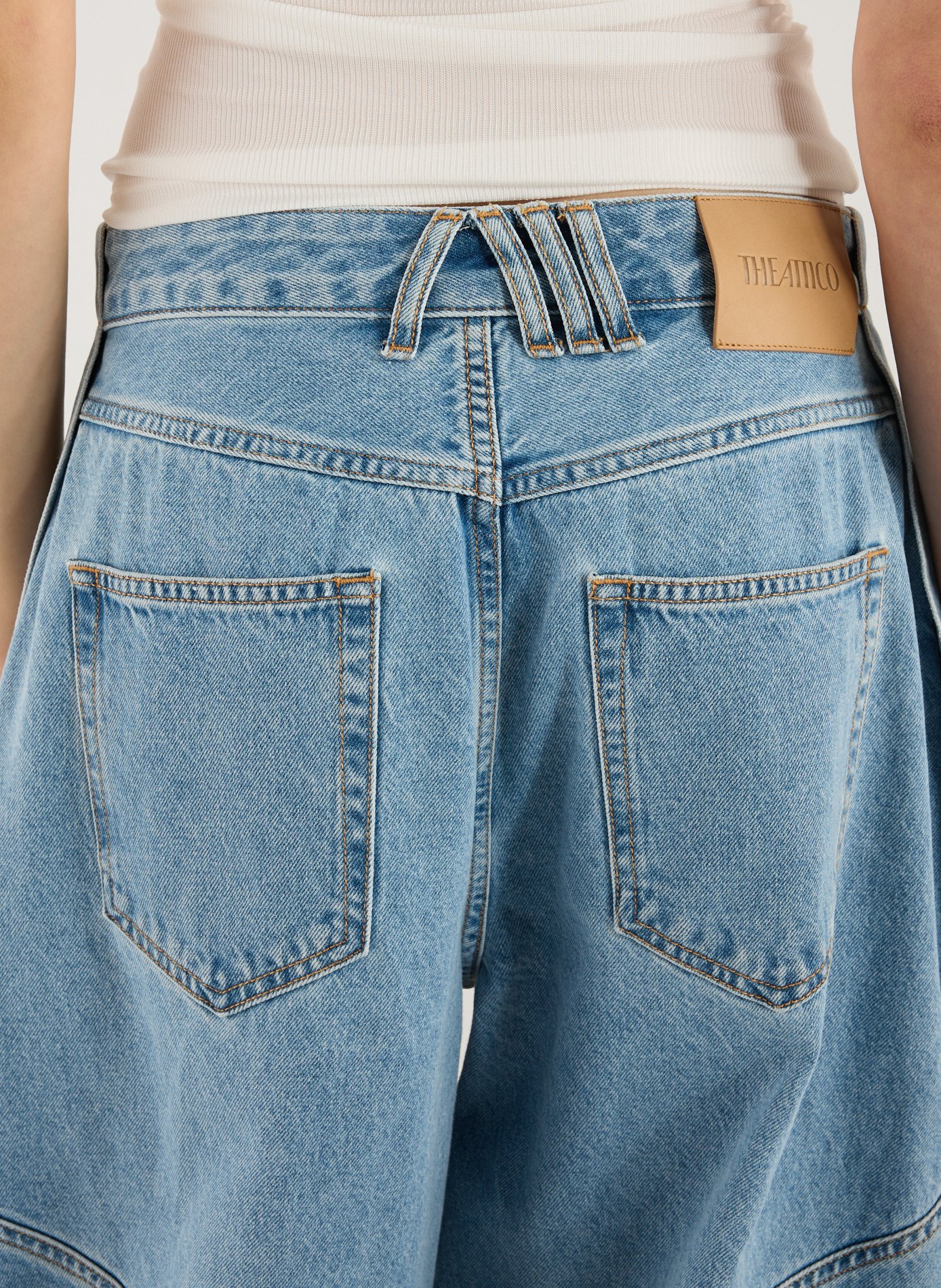 Jean ample ballon en coton THE ATTICO Bleu