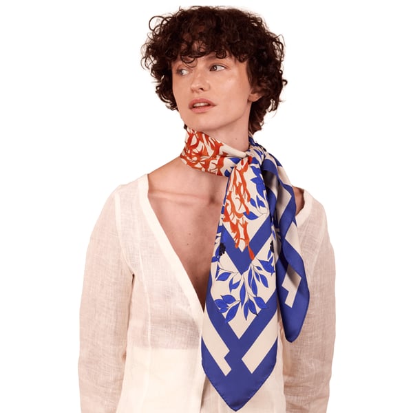 Petitjean Paris Pas De Deux - Carré 90 Imprimé En Soie In Blue