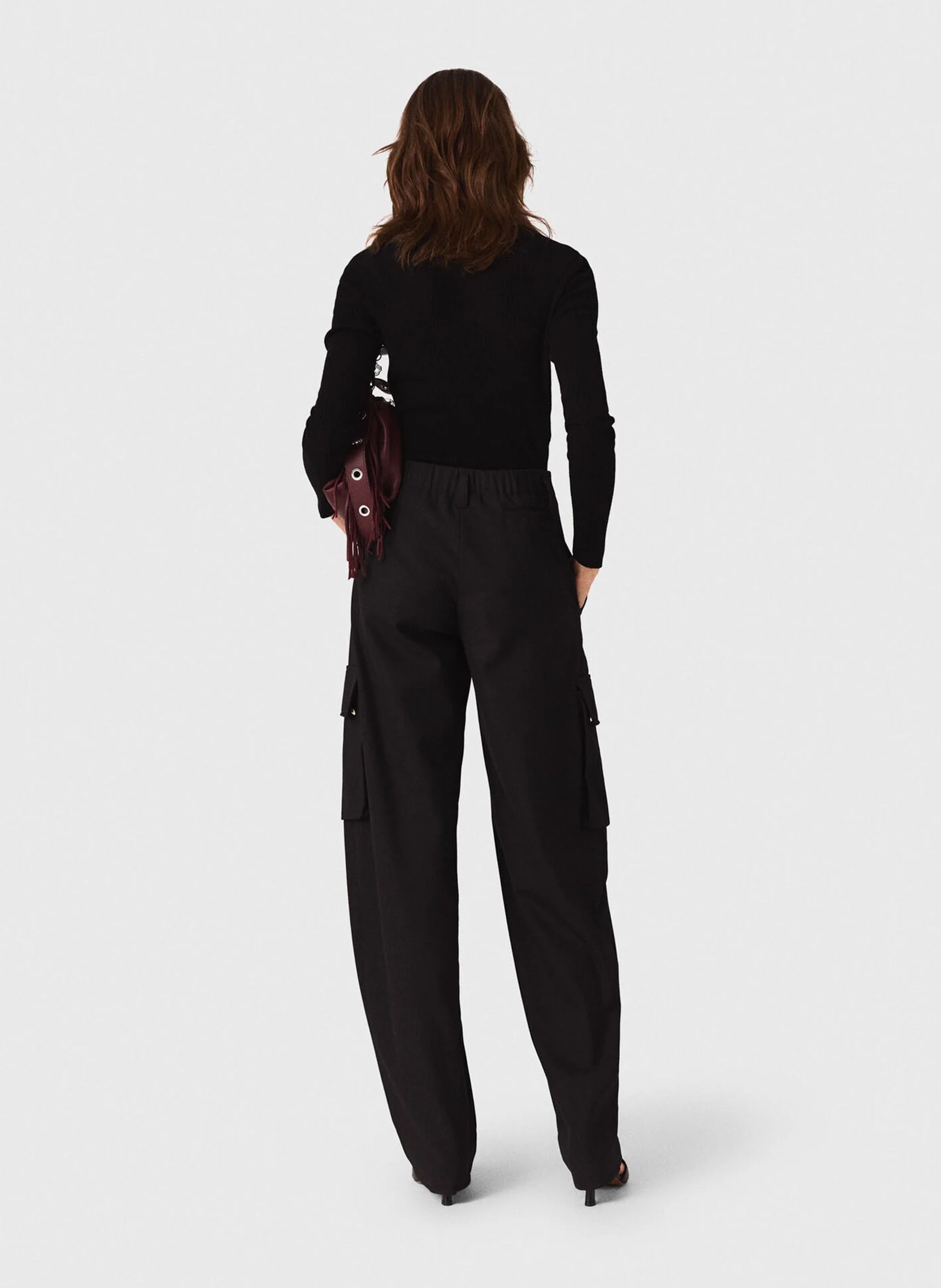 Pull moulant en laine et soie MAJE Noir