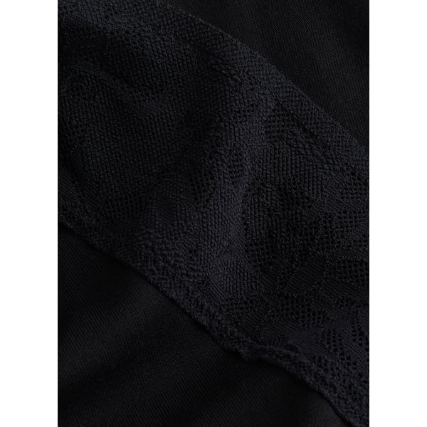 Nuisette avec dentelle