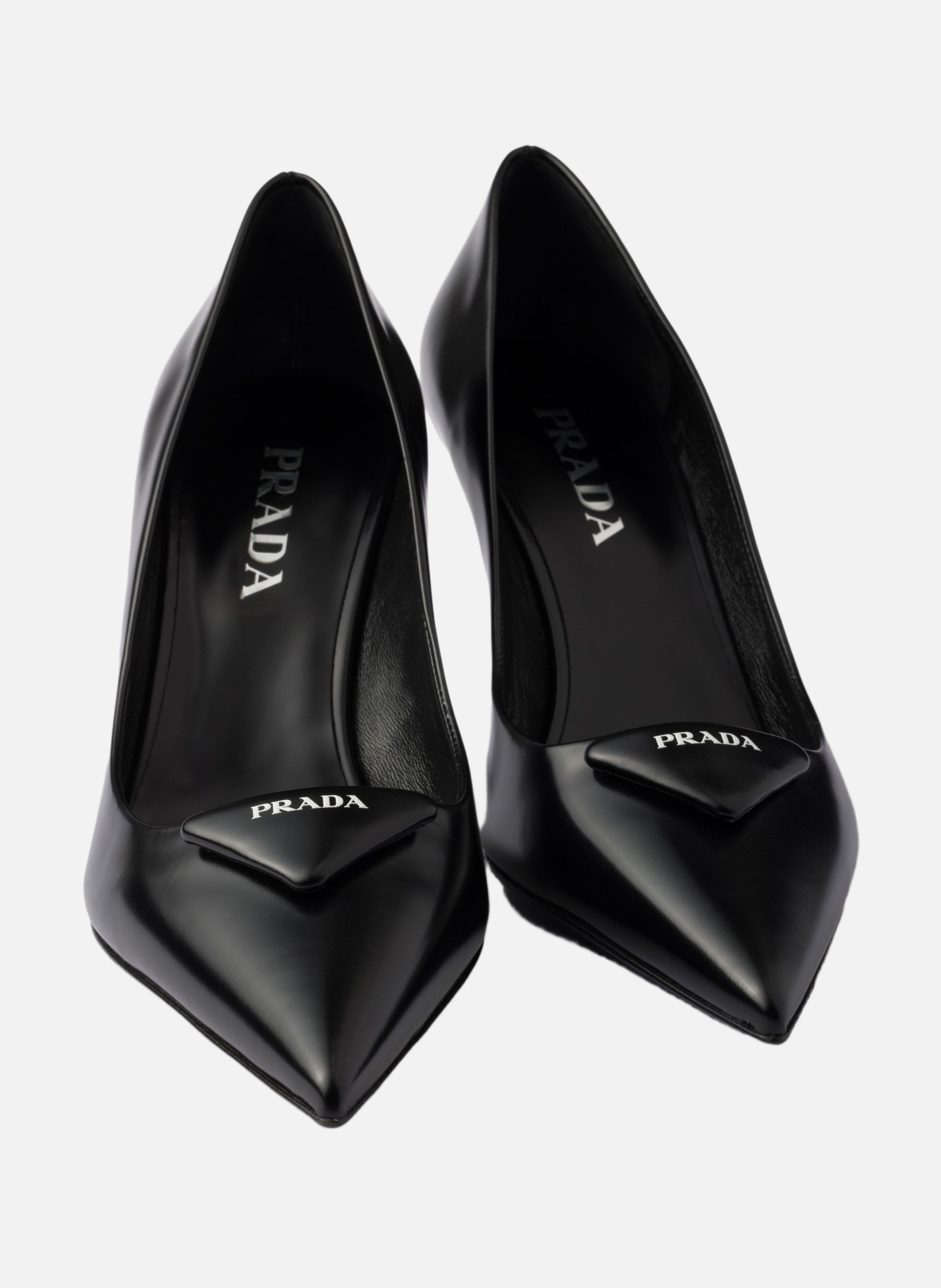 Escarpins en cuir brossé PRADA Noir
