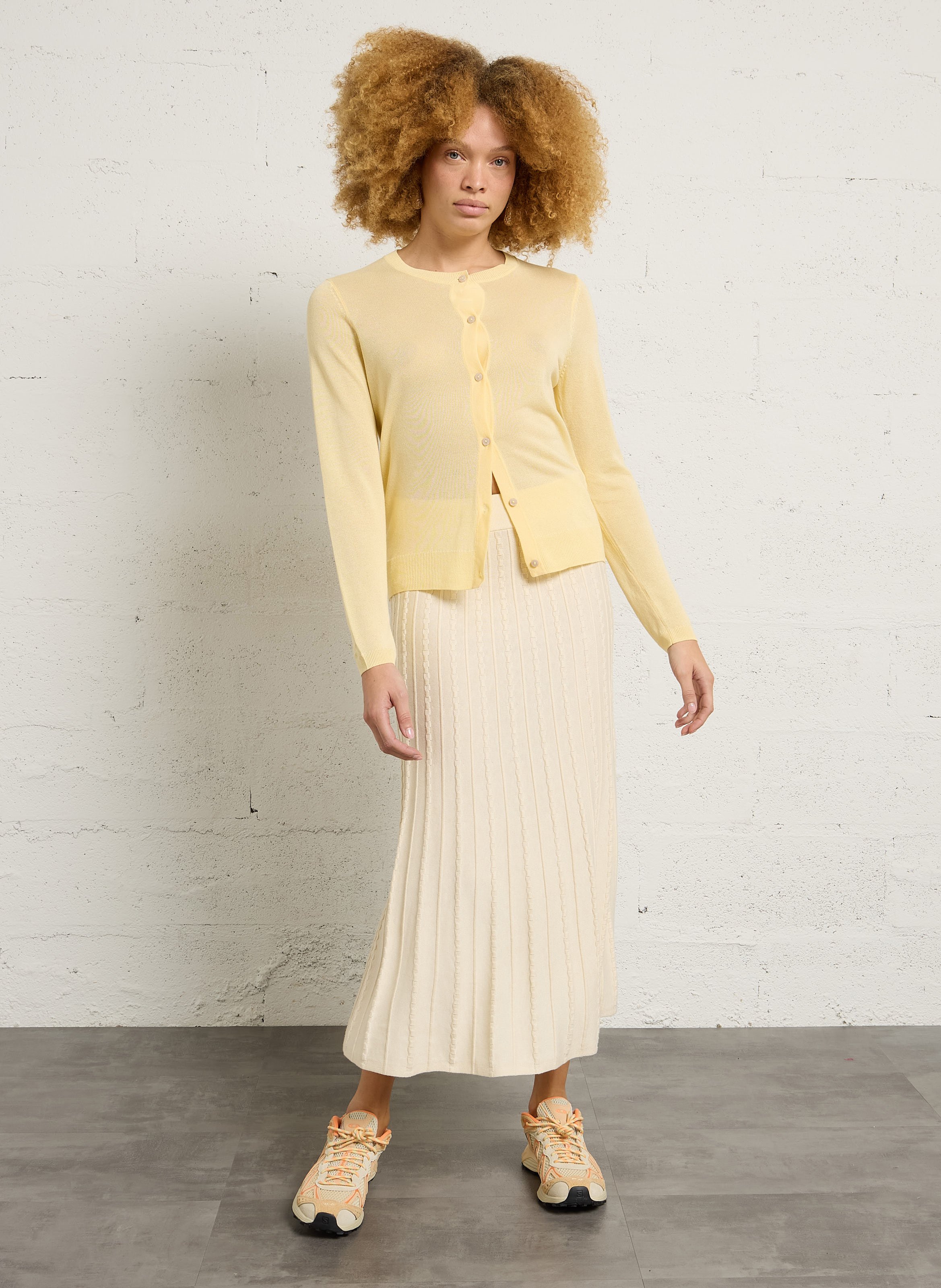 Gilet droit col rond en maille mélangée paprika MAISON 123 Jaune