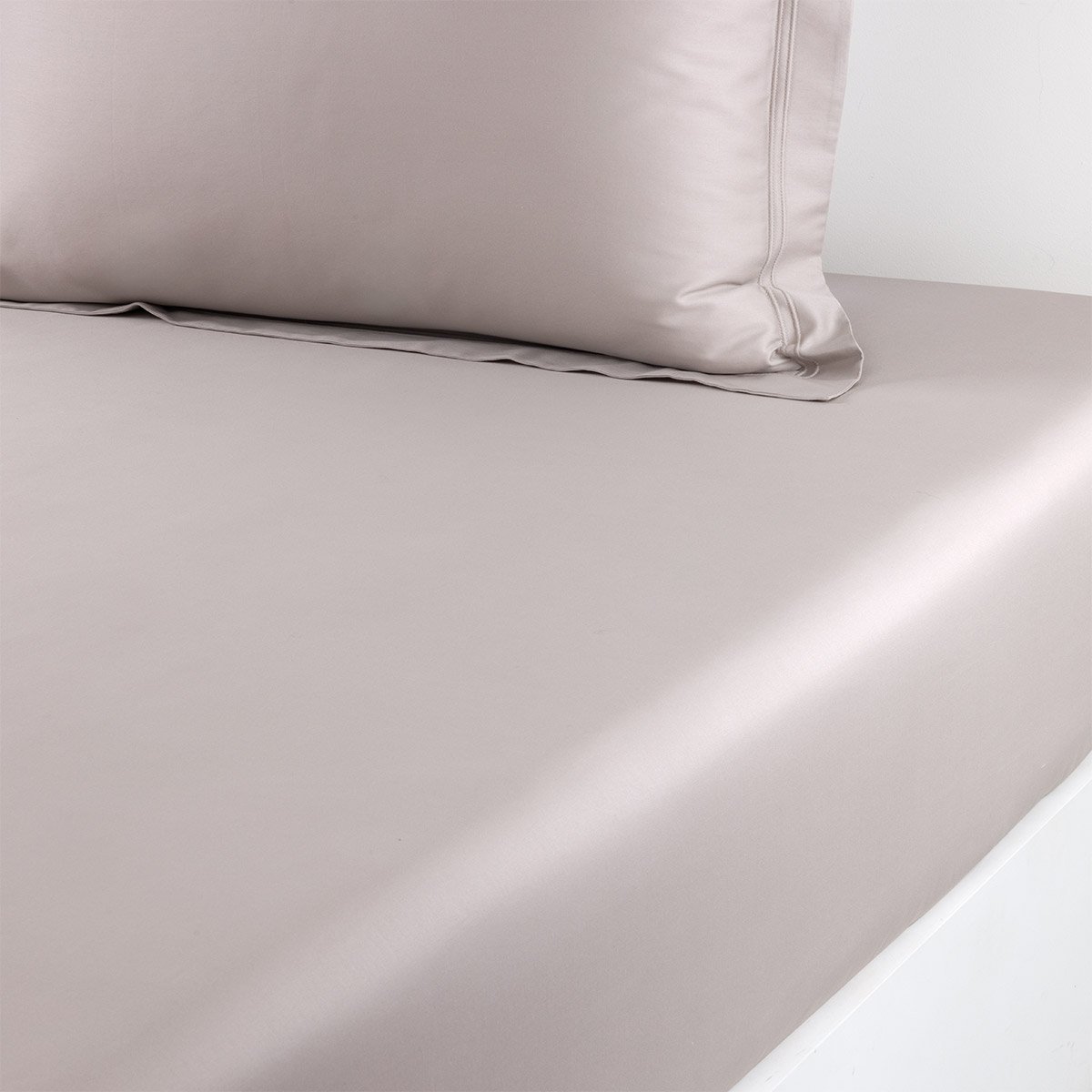 Drap plat en satin, triomphe YVES DELORME Gris