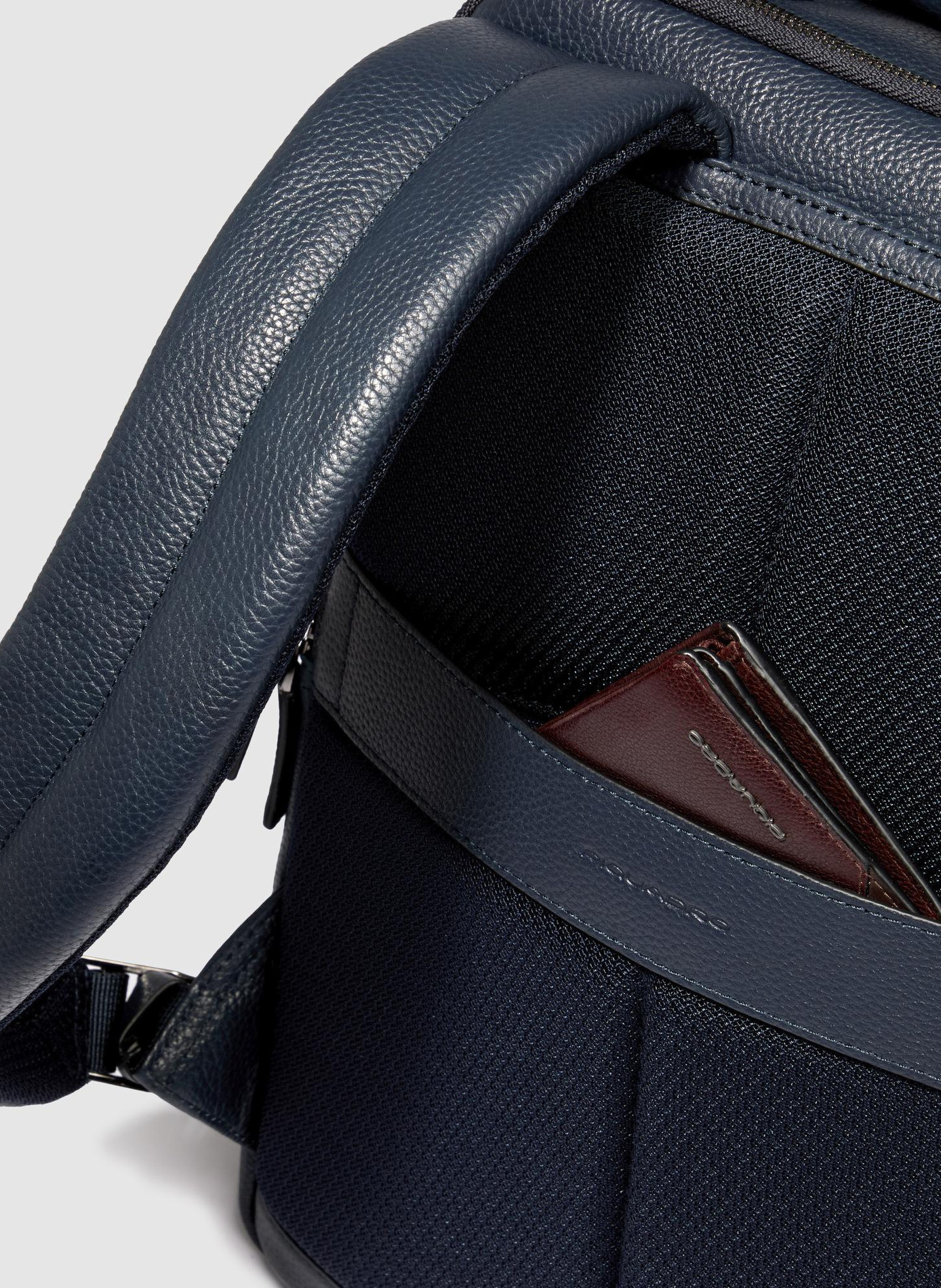 Sac à dos pour ordinateur 14" PIQUADRO Bleu