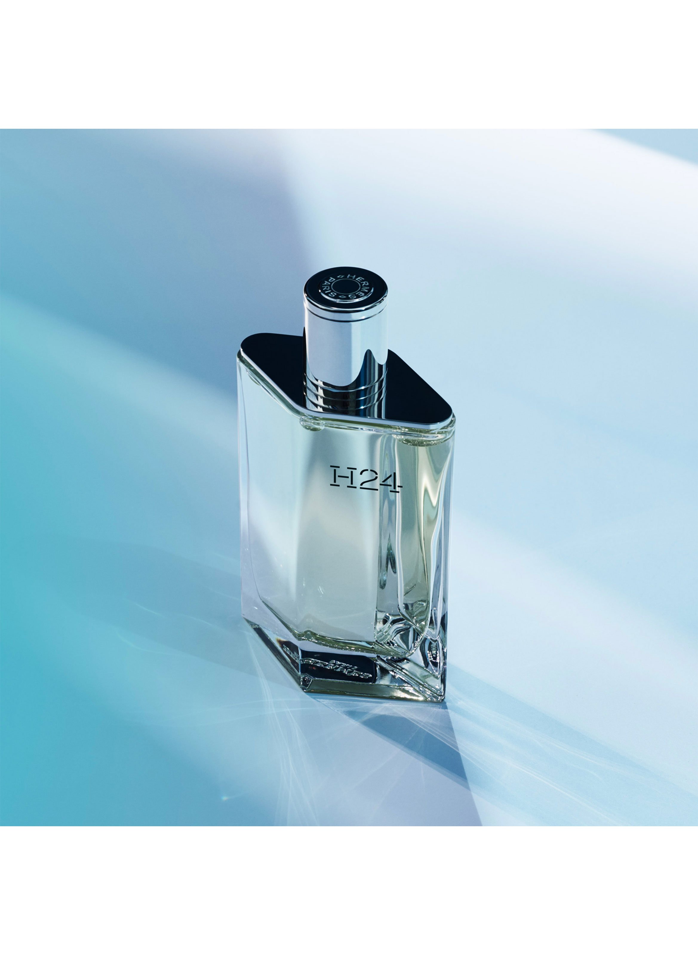 H24 refreshing deodorant spray No color