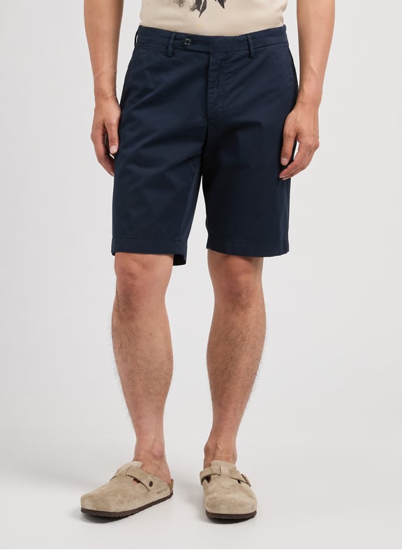Chino Bermuda in blended cotton Blue by FACONNABLE FACONNABLE Chino Bermuda in blended cotton Blue