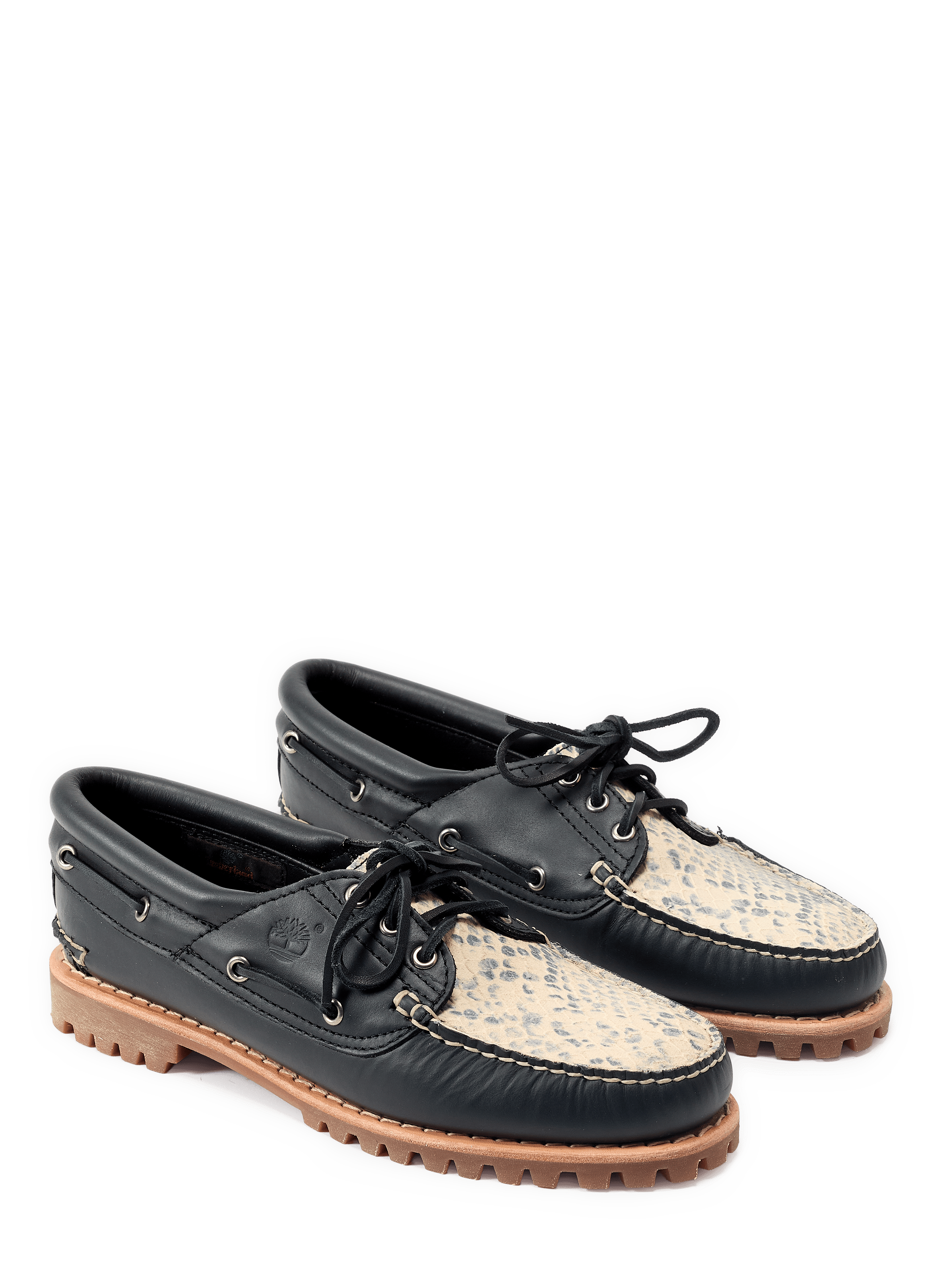 Serrated leather boat shoes TIMBERLAND Multicolour