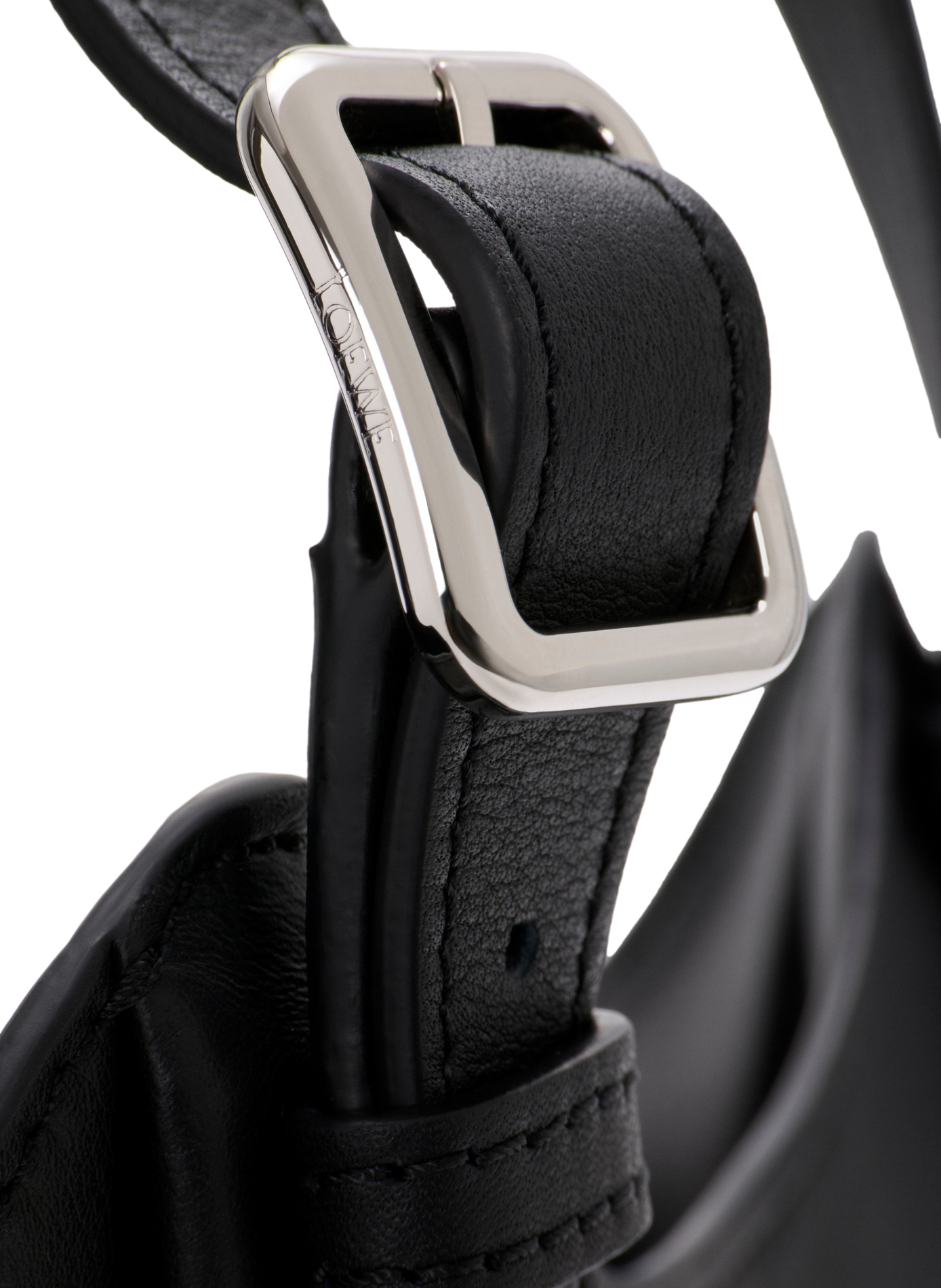 Sac Hammock Flip en cuir de veau classique LOEWE Noir